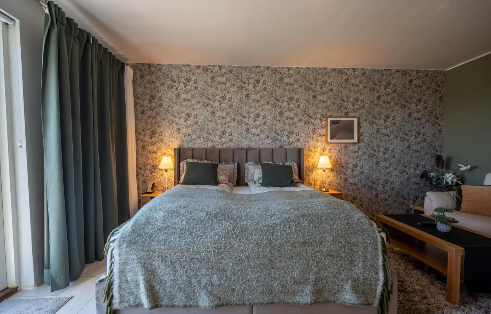 Photo of the whole room, Bed in Hotel Laki