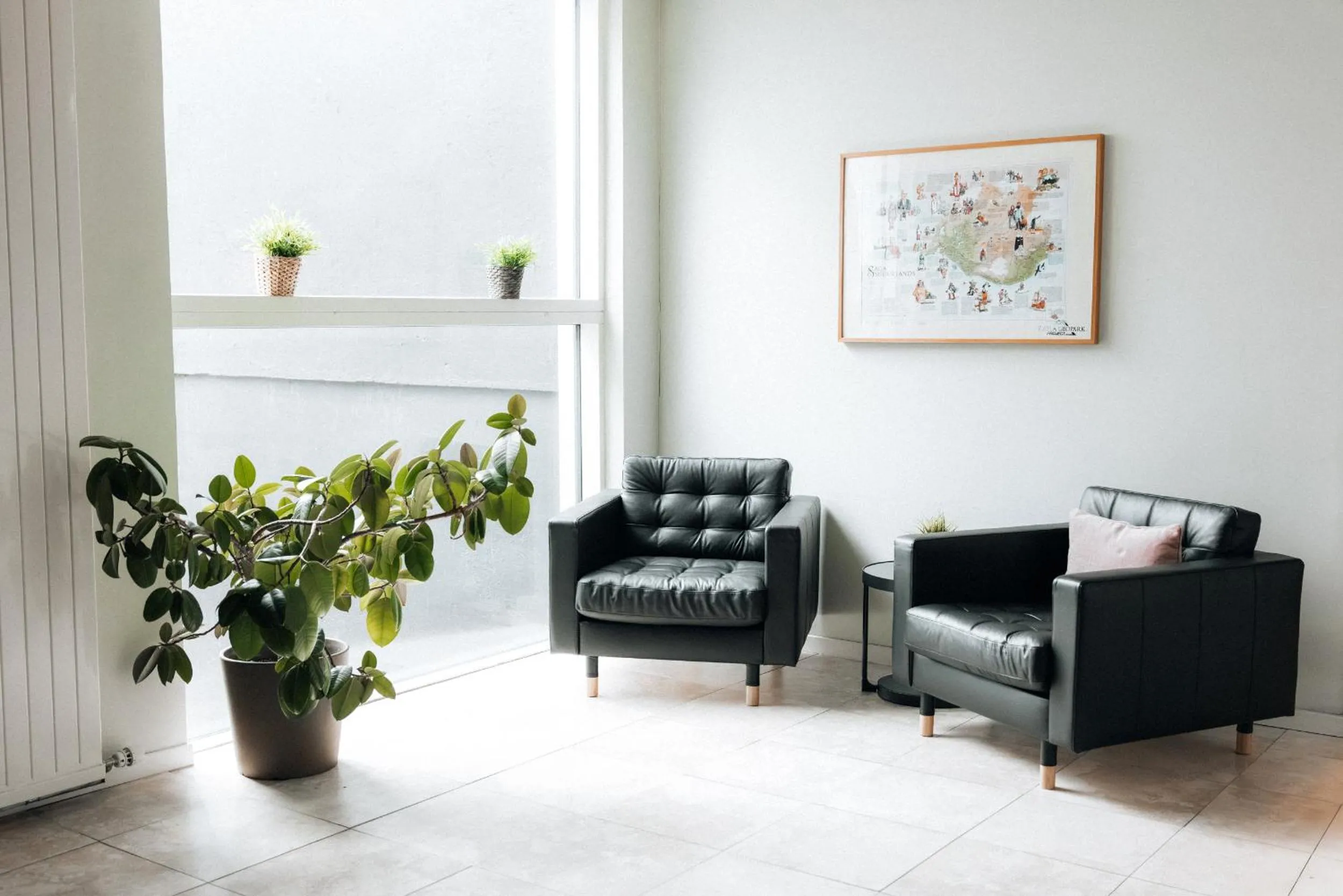 Seating area in Hotel Laki