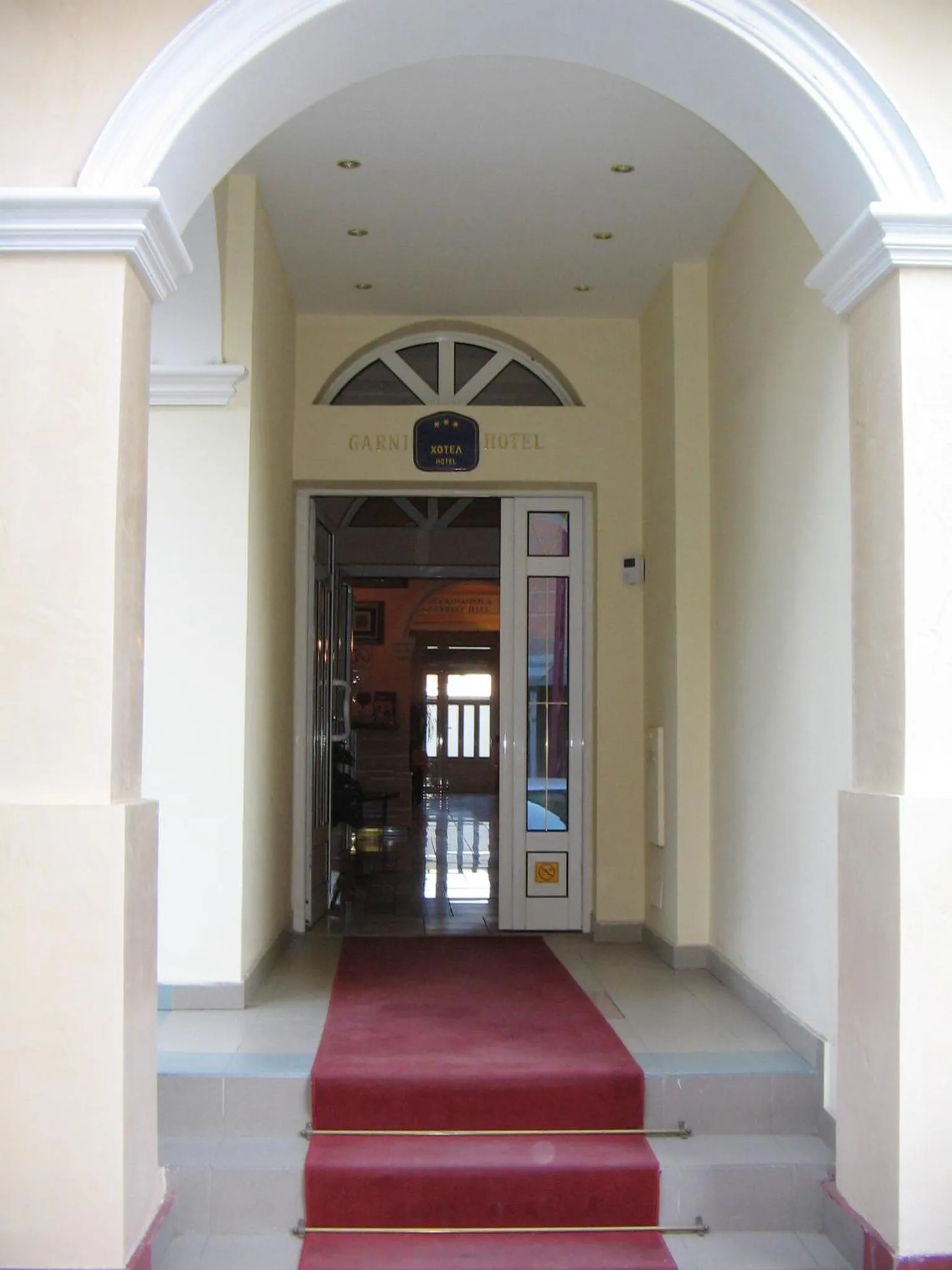 Facade/entrance in Garni Hotel PBG