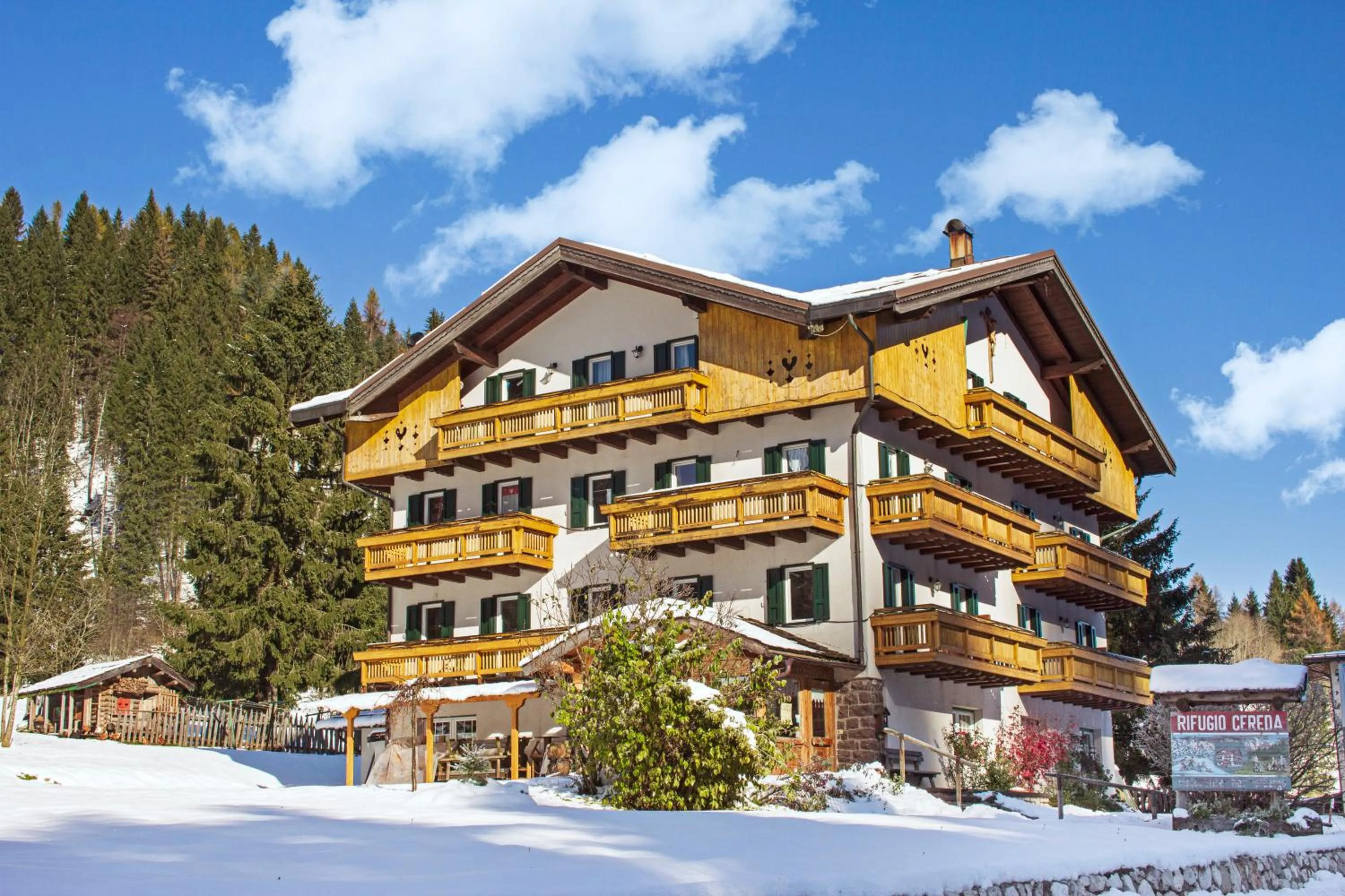 Property building in Rifugio Cereda