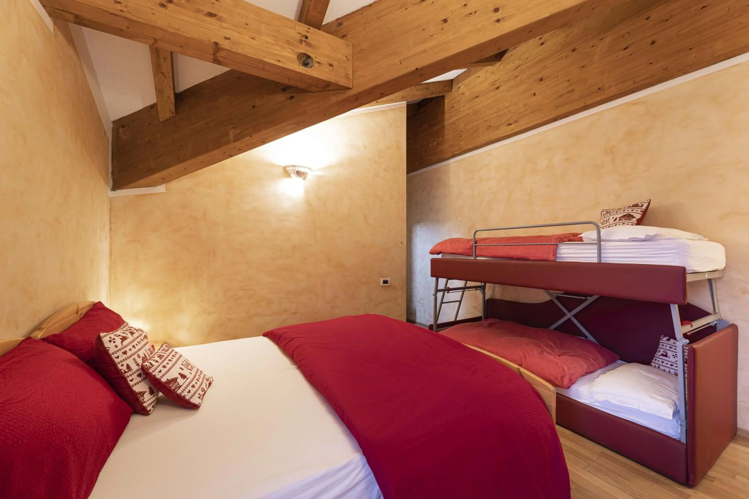 bunk bed, Bed in Rifugio Cereda