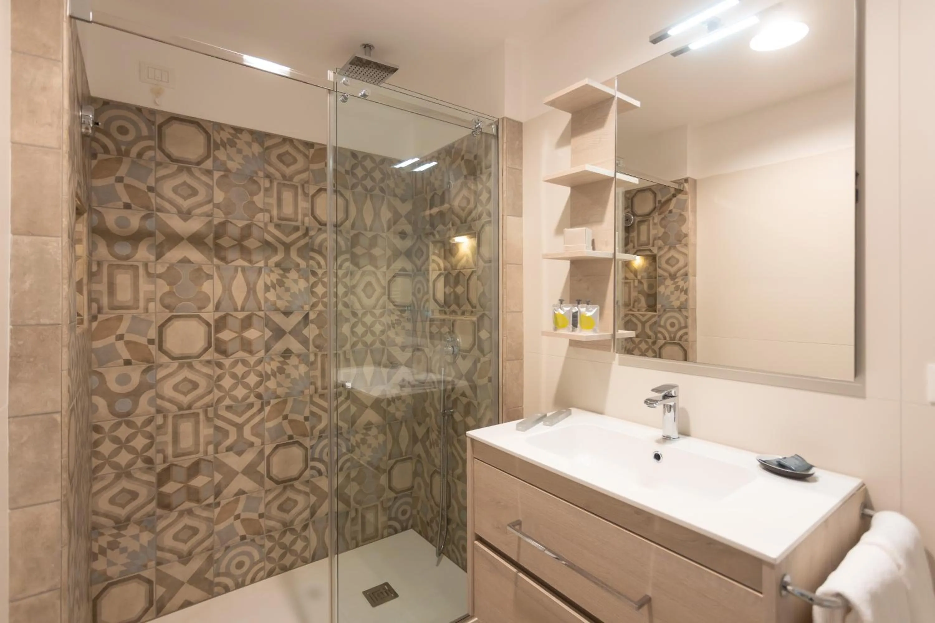 Bathroom in Mosella Suite Hotel