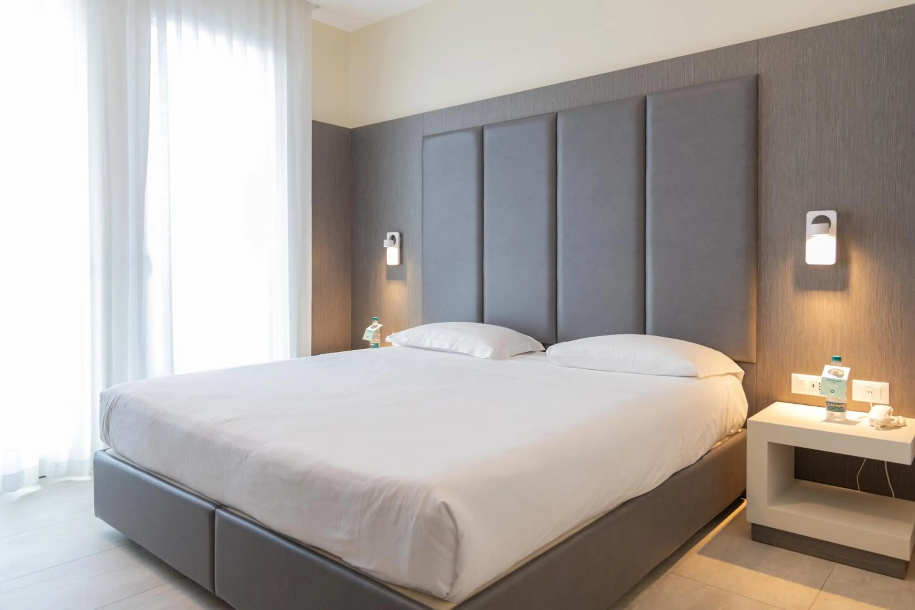 Bedroom, Bed in Mosella Suite Hotel