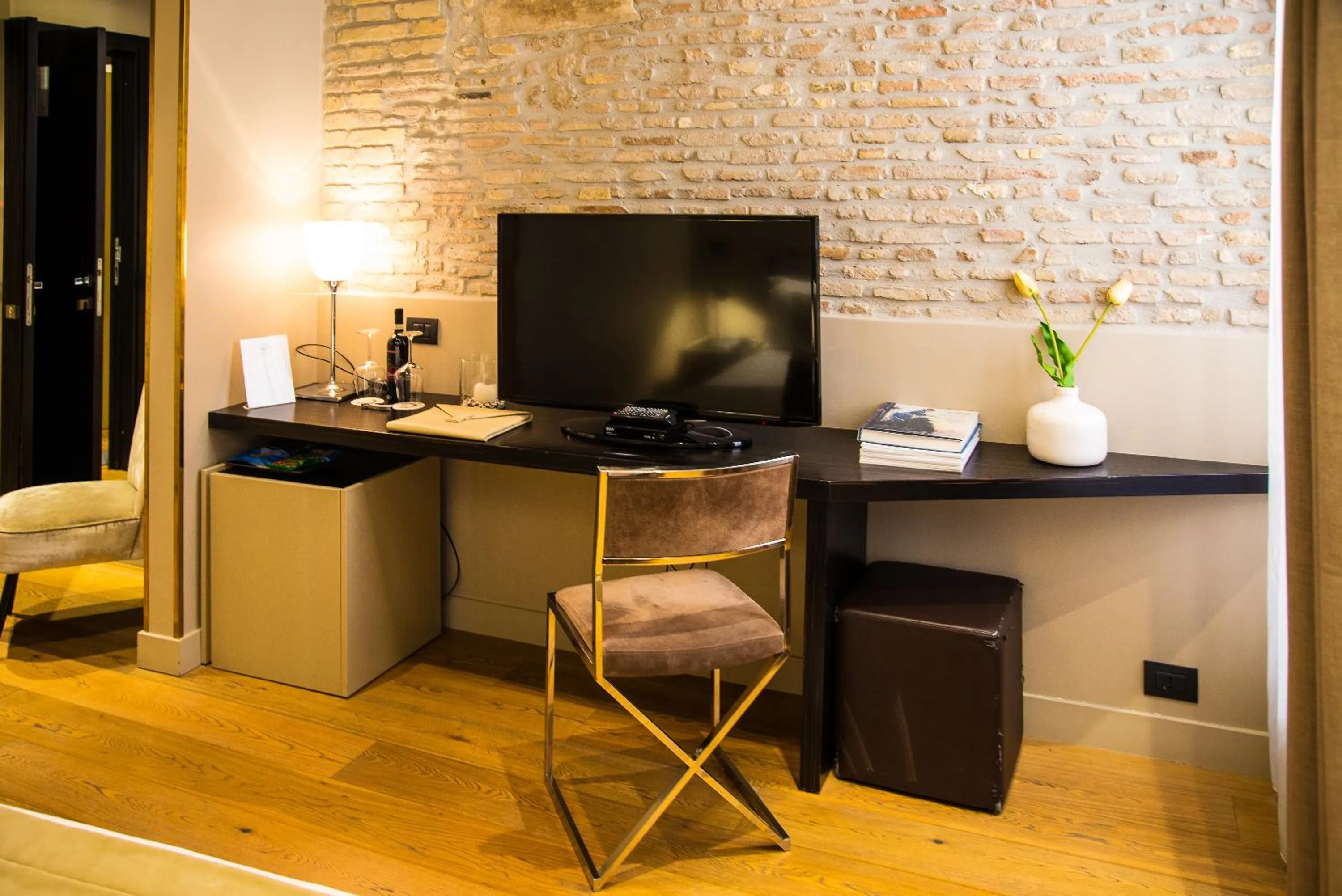 Decorative detail in Campo Marzio Luxury Suites