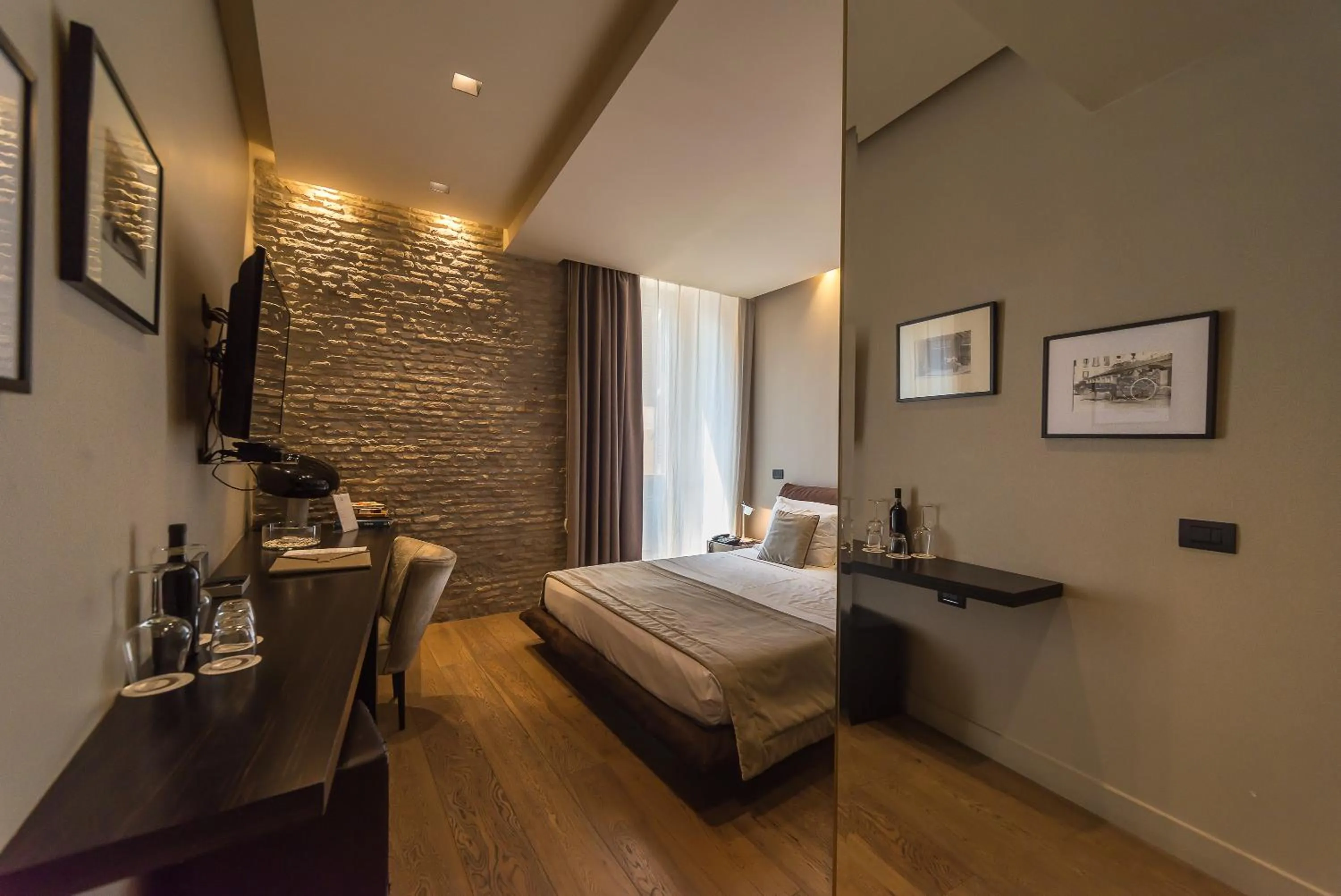 Photo of the whole room, Bed in Campo Marzio Luxury Suites