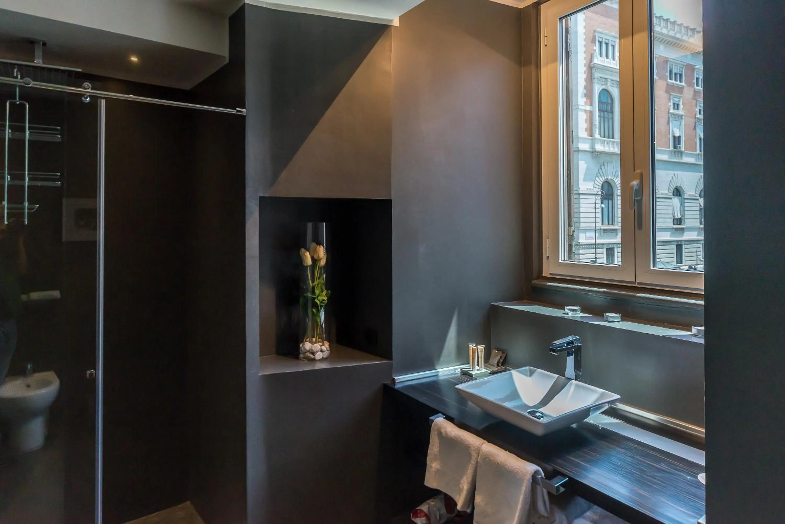 Bathroom in Campo Marzio Luxury Suites