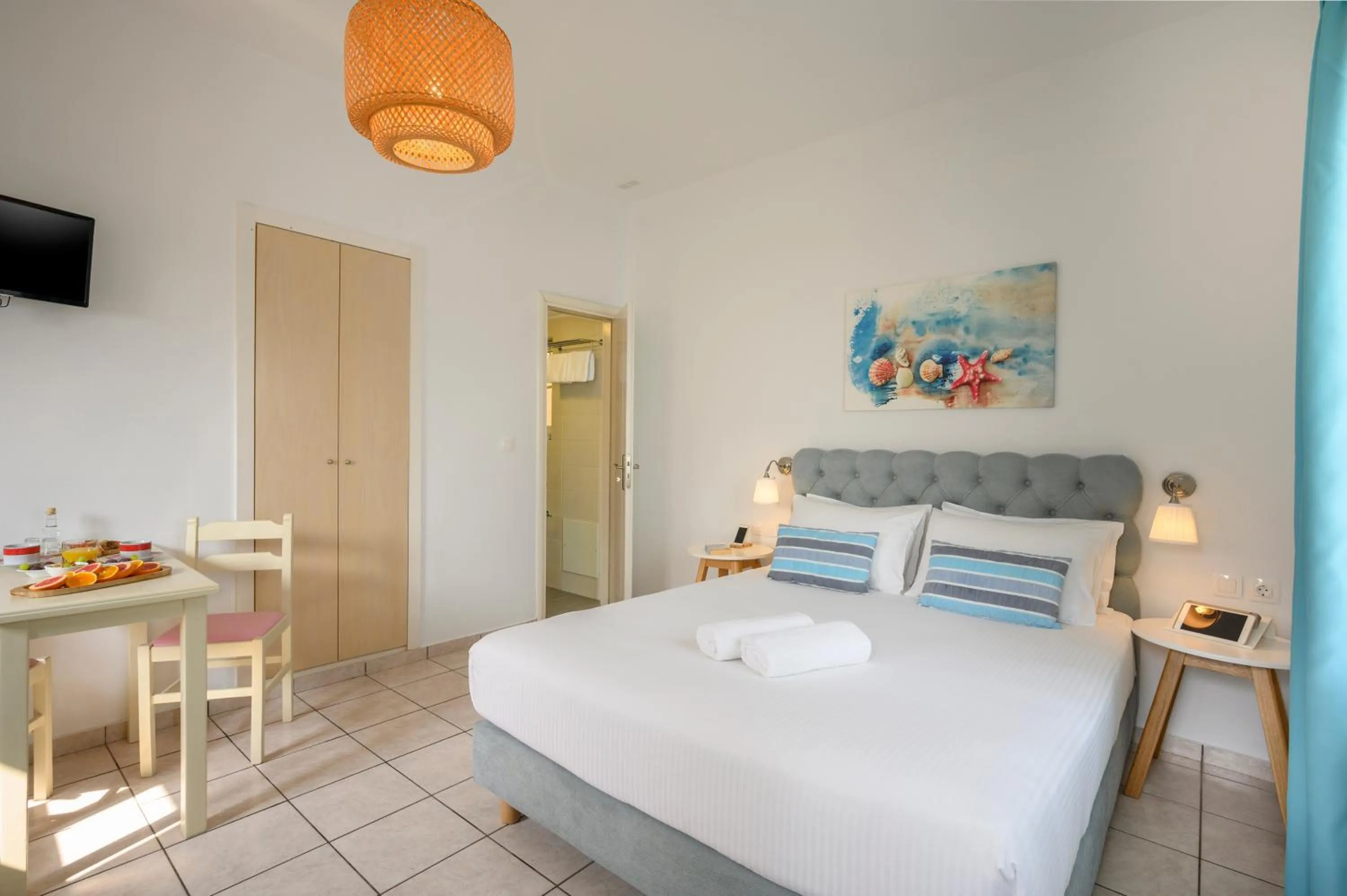 Bedroom, Bed in Hermes Beach Front