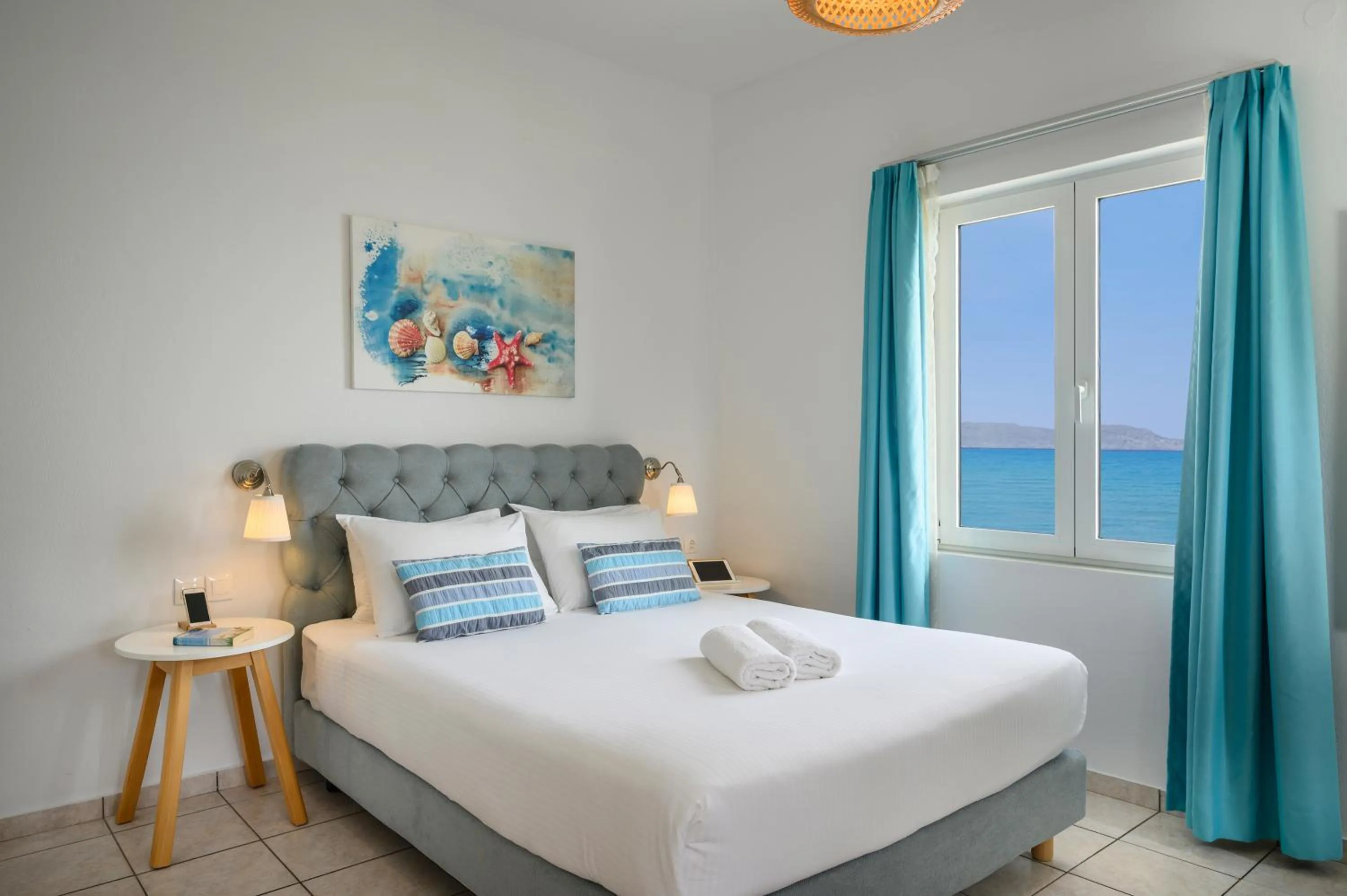 Bed in Hermes Beach Front