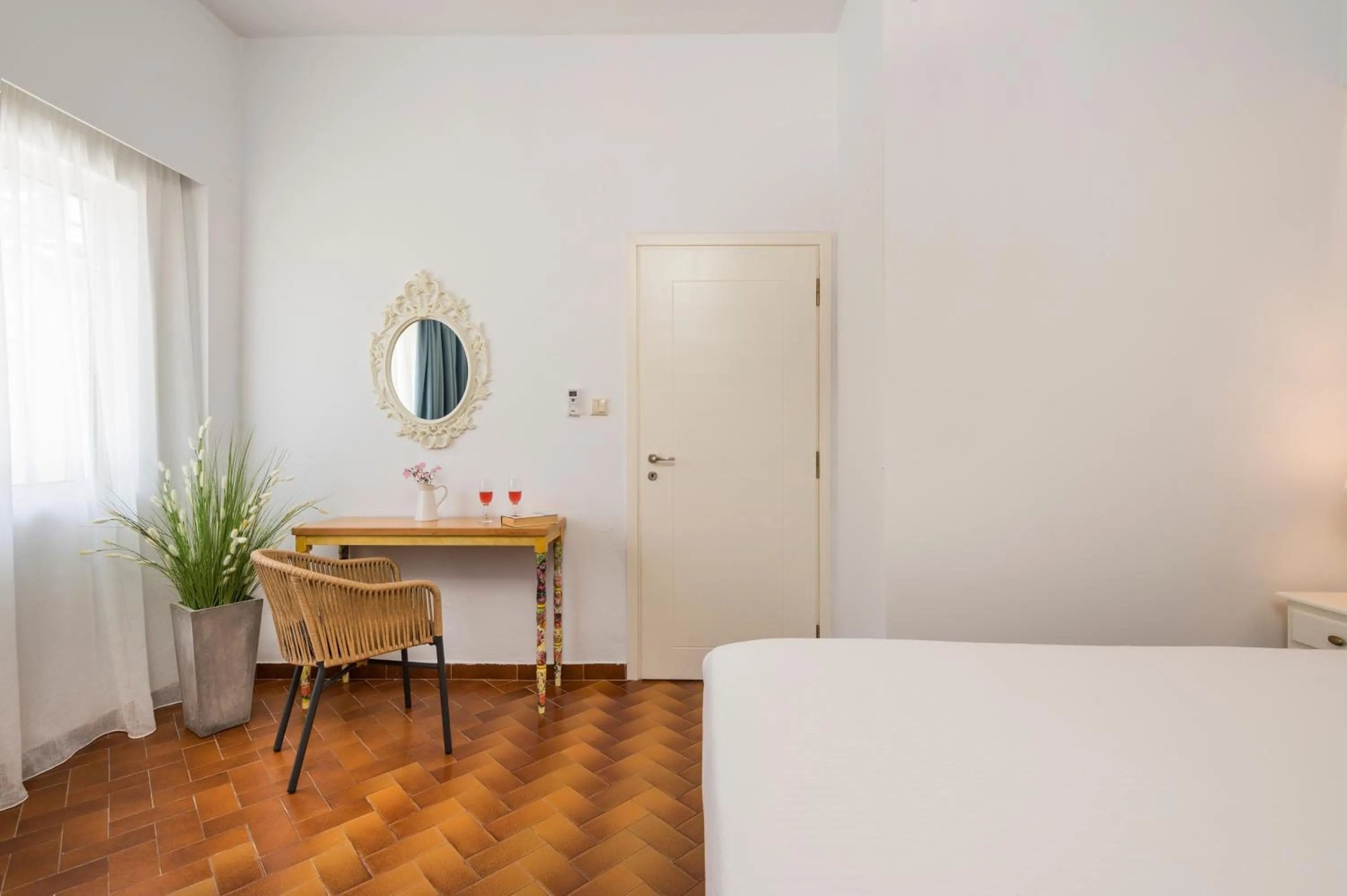 Bedroom, Bed in Hermes Beach Front