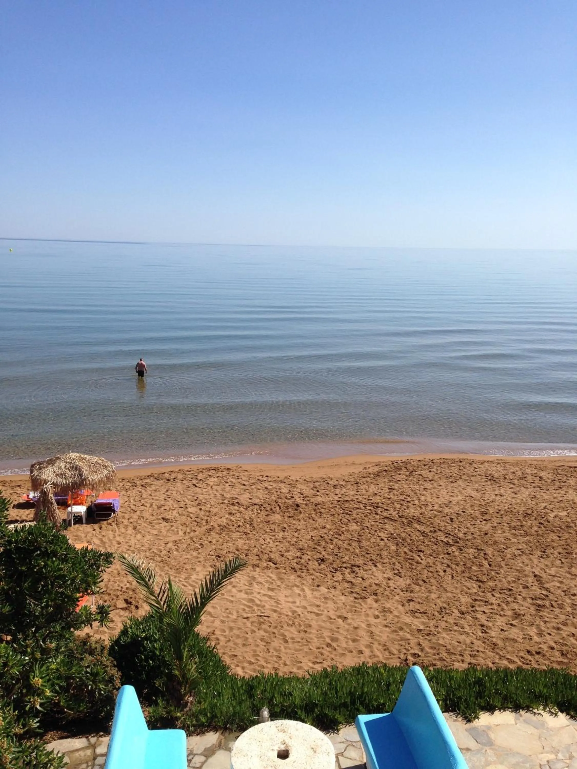 Sea view in Hermes Beach Front