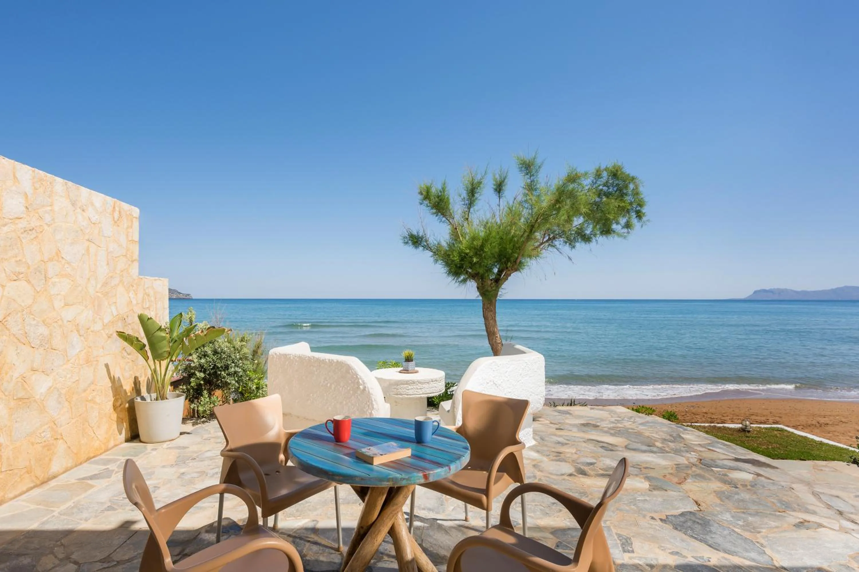 Balcony/Terrace in Hermes Beach Front