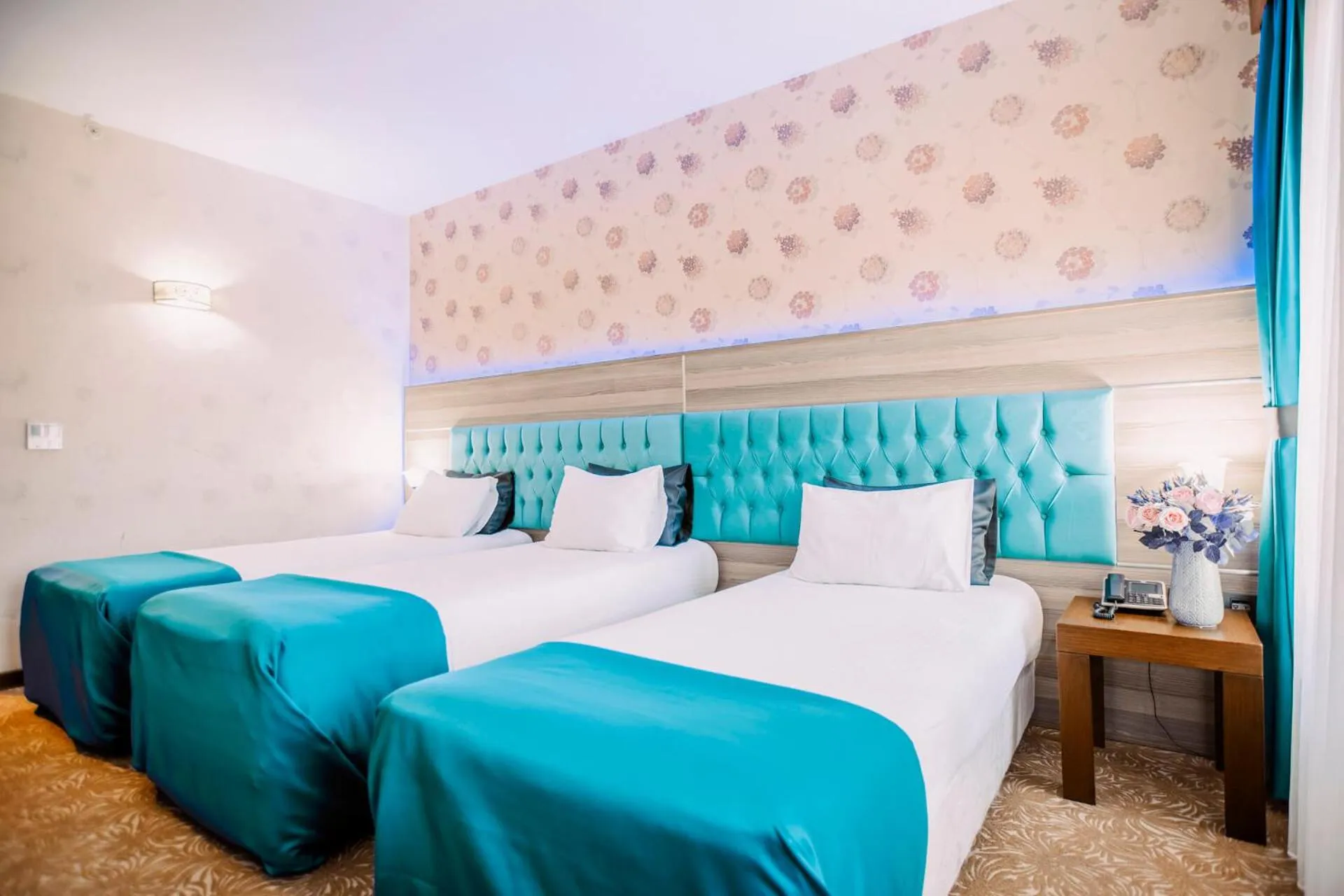 Photo of the whole room in Highway Otel