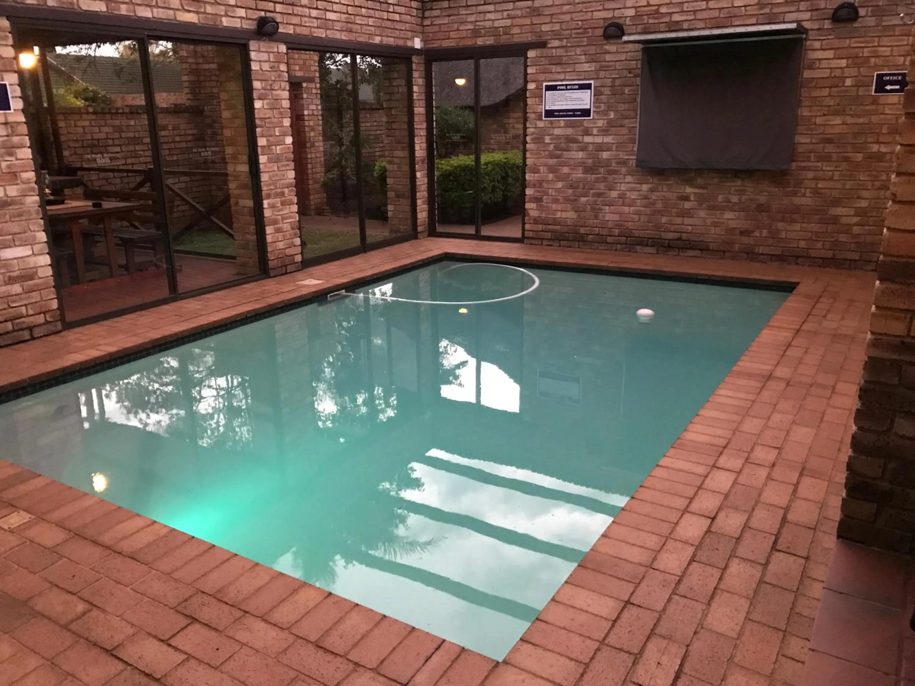 Pool view in De Oude Herberg