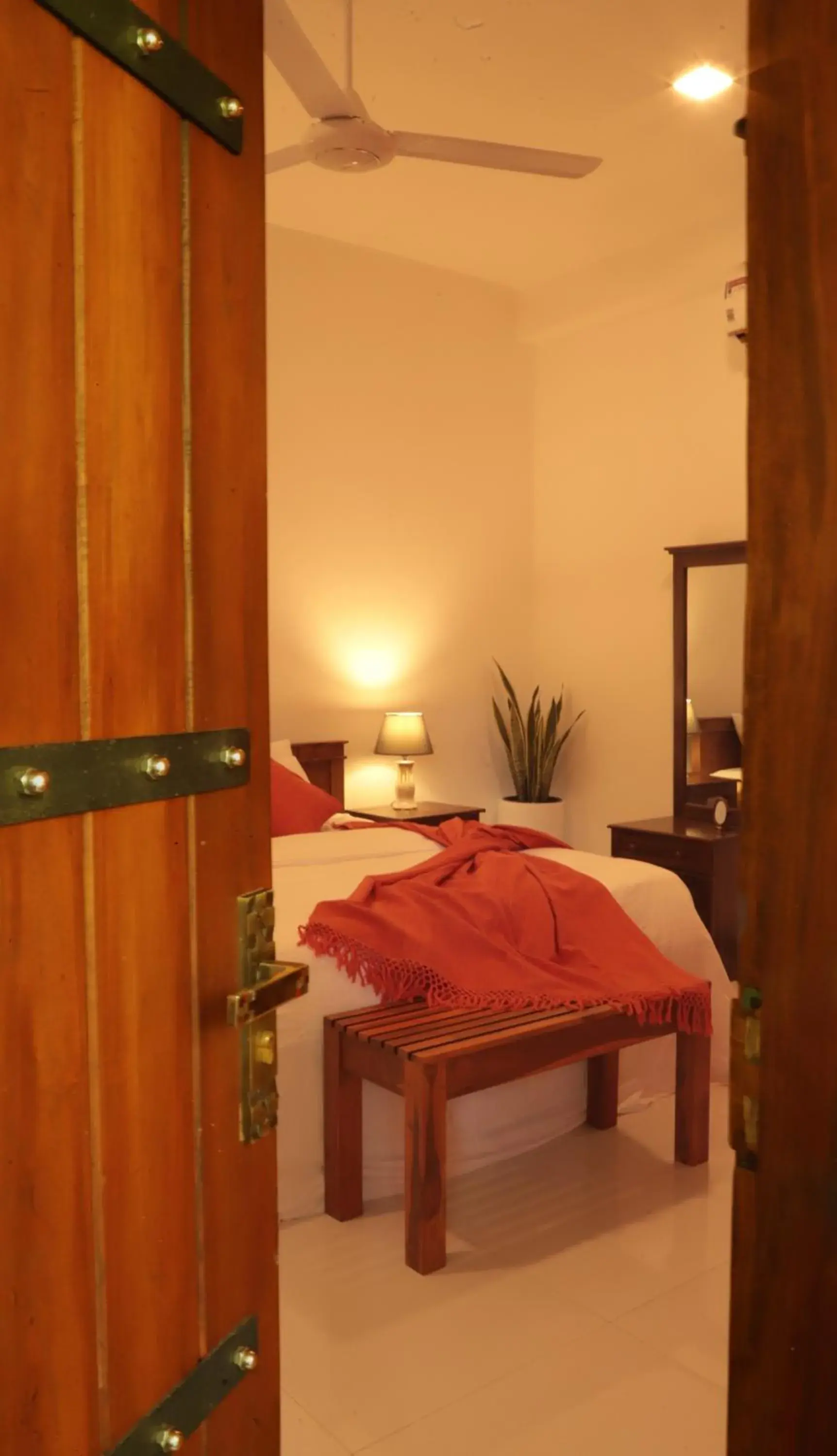 Deluxe Double Room in The Cattleya Guest House Sigiriya Deluxe Double Room in The Cattleya Guest House Sigiriya