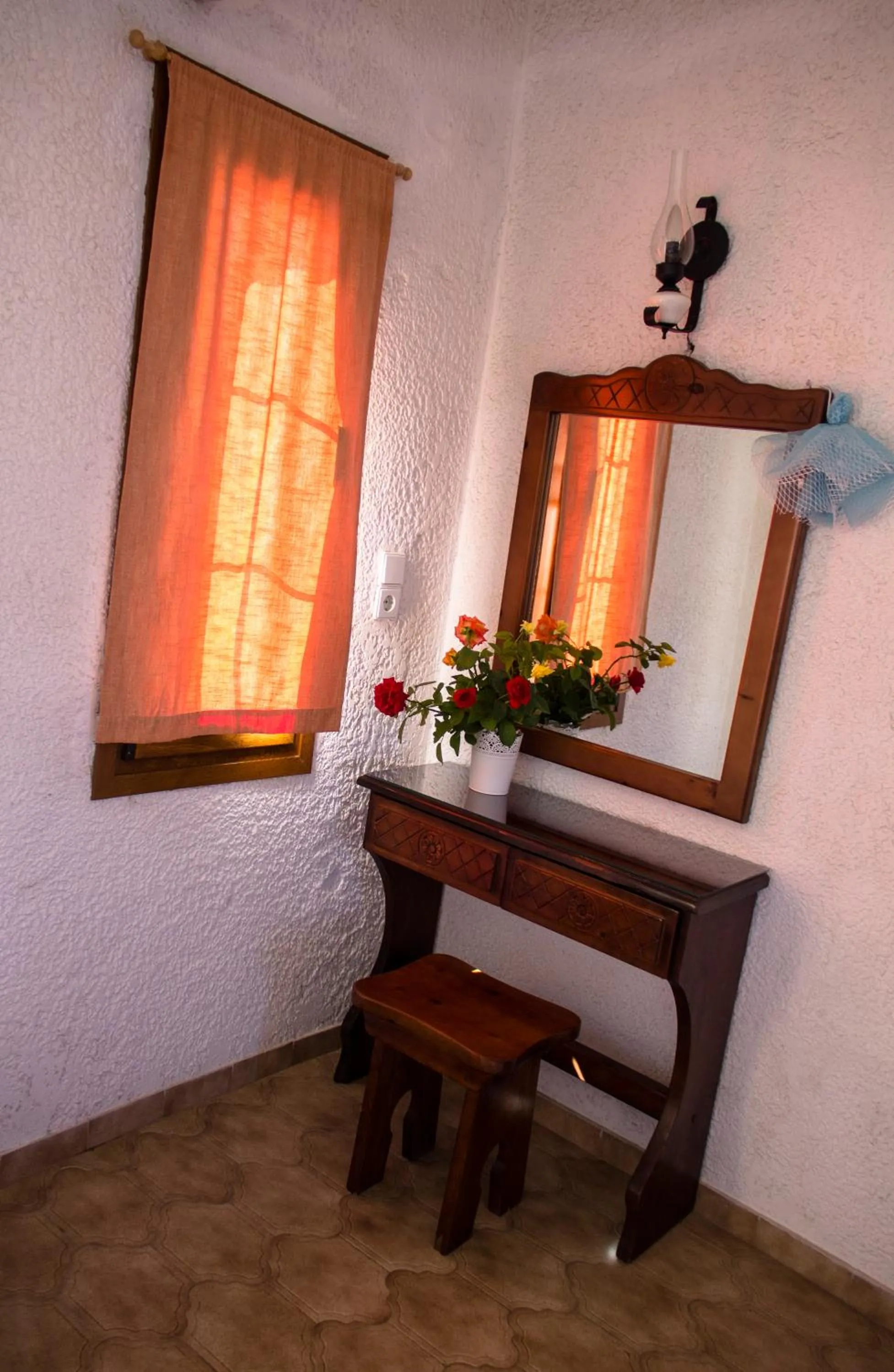 Decorative detail in Hesperia Hotel