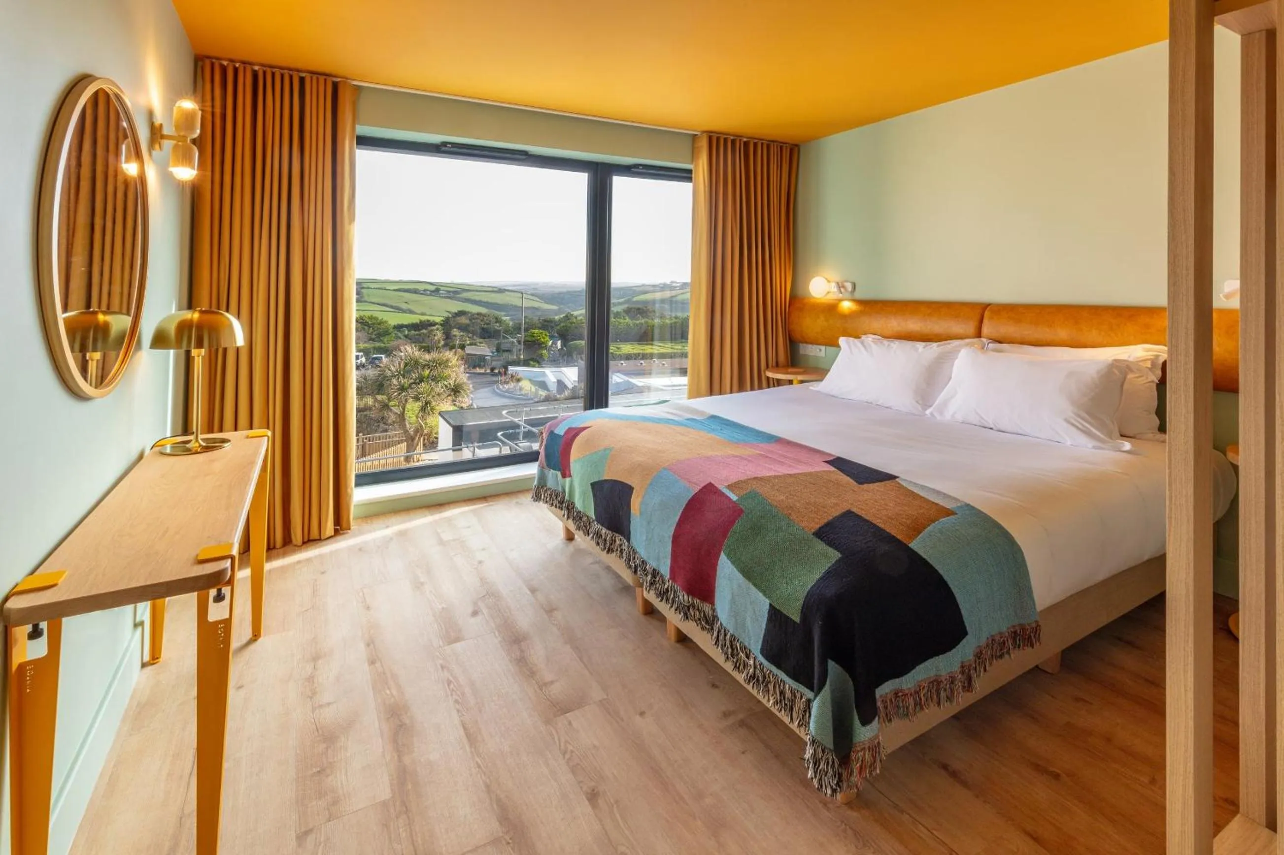 Bedroom, Bed in SeaSpace