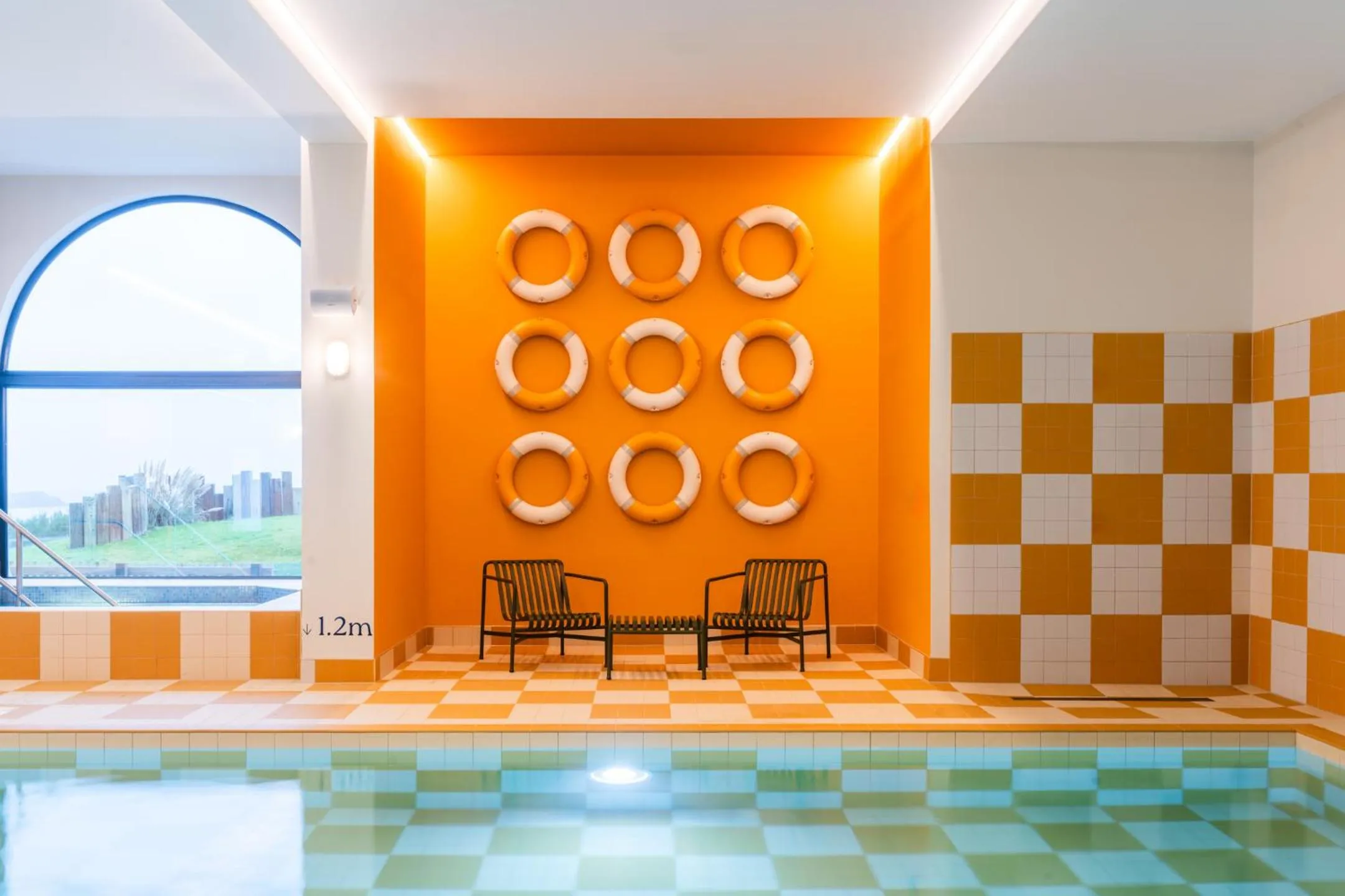 Swimming pool in SeaSpace