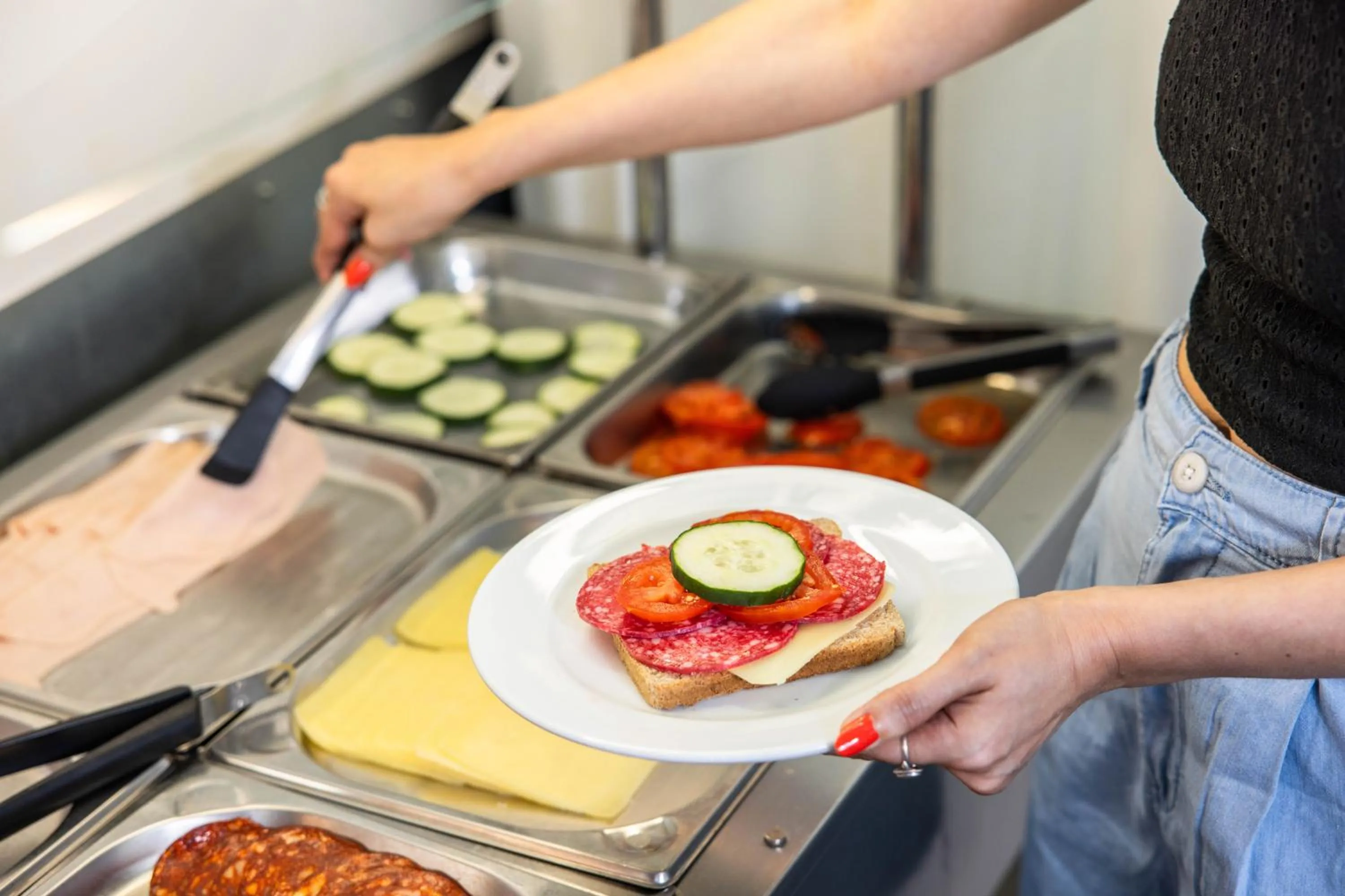 Food and drinks in Urbany Hostel BCN GO!