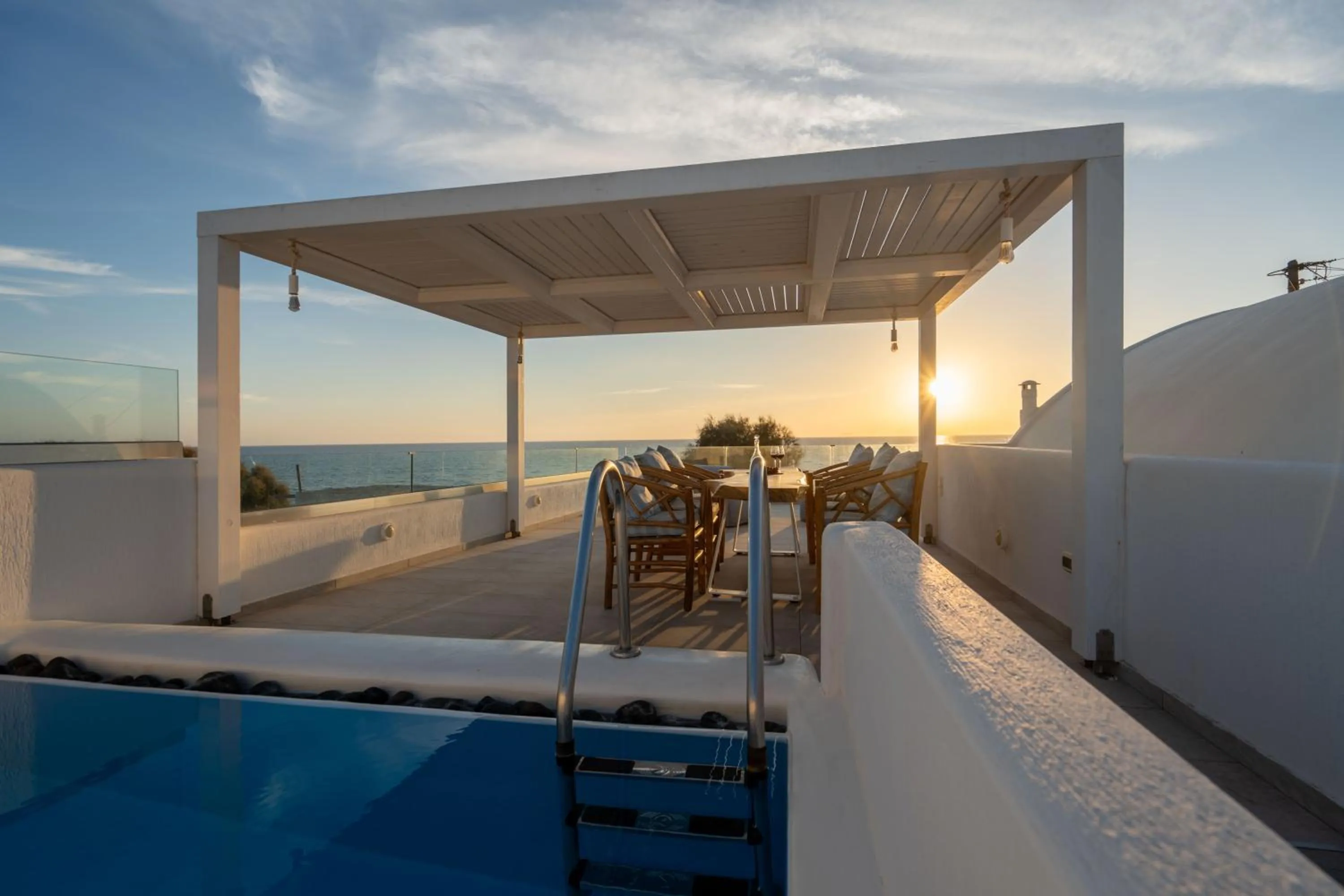 Hot Tub in Aegean Melody Suites & Villas