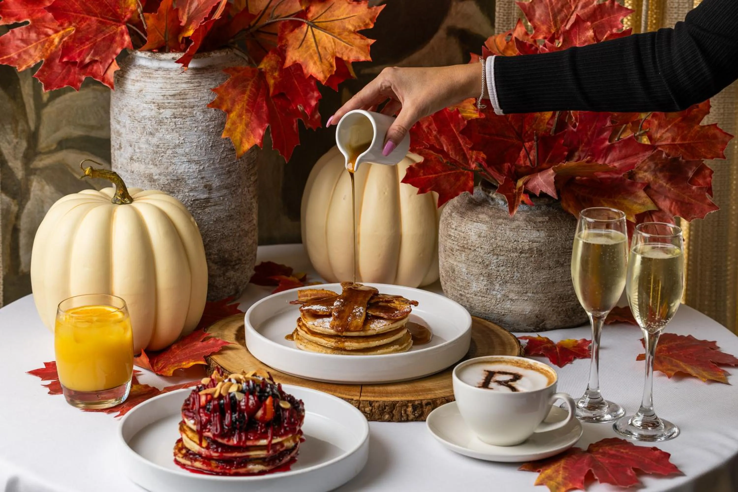 Restaurant/places to eat in Roslin Beach Hotel