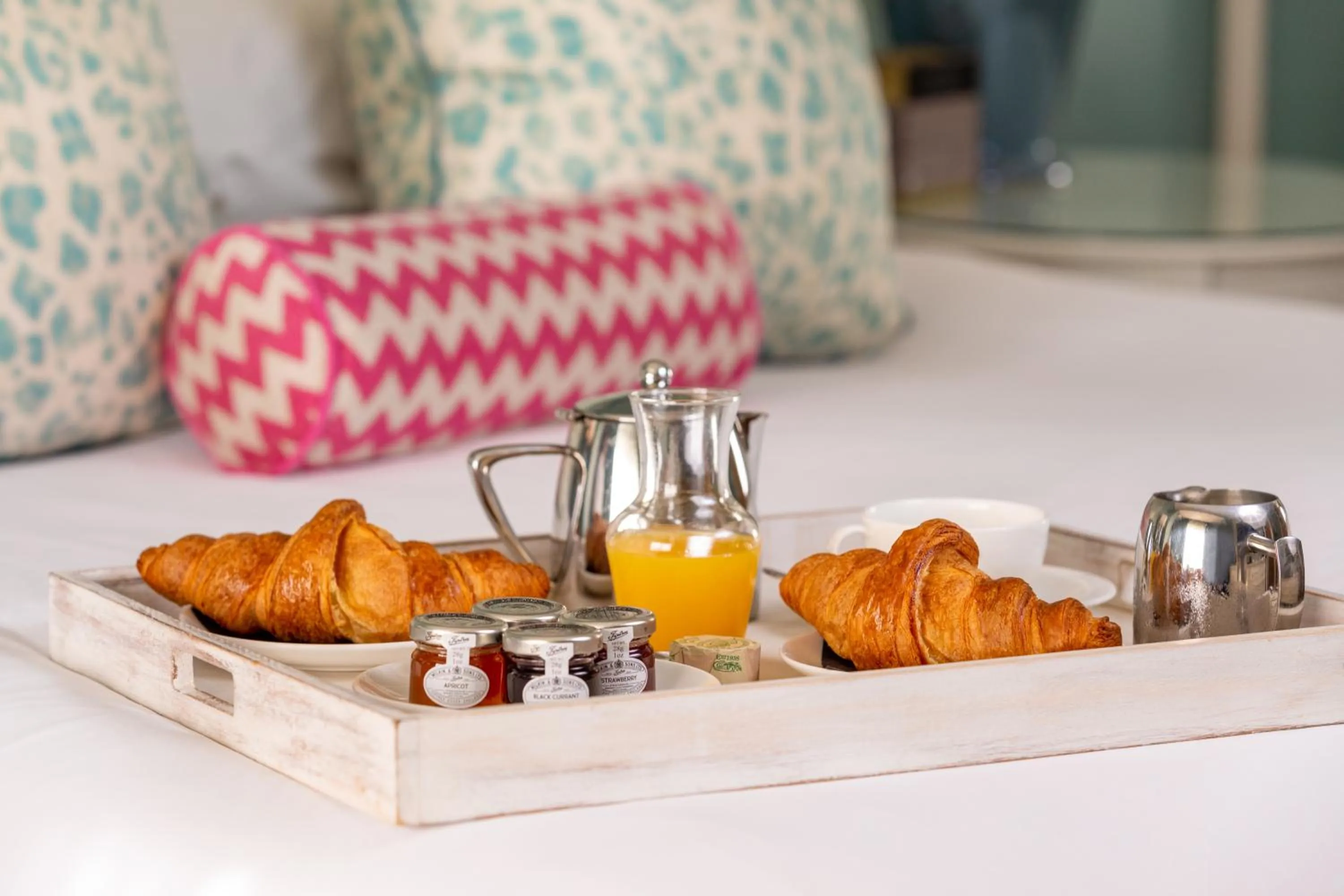 Restaurant/places to eat in Roslin Beach Hotel