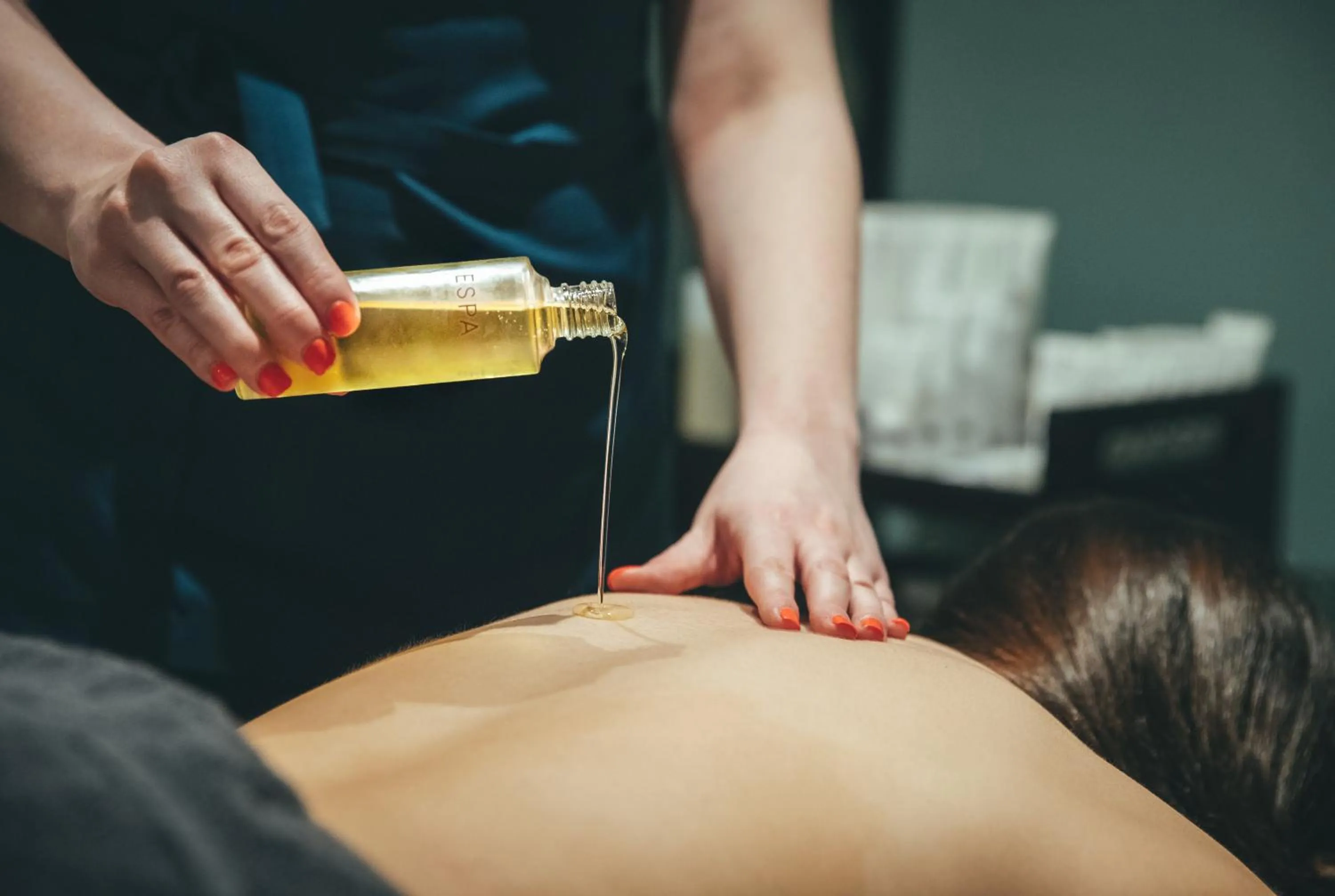 Massage in Roslin Beach Hotel