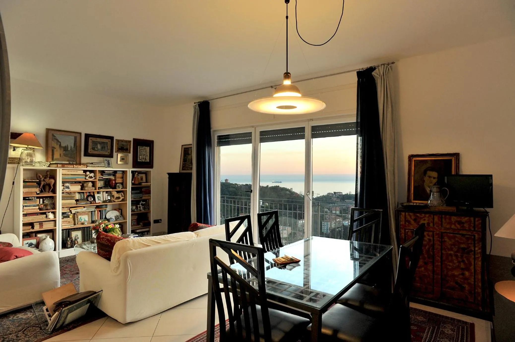 Seating area in IL golfo artisti e poeti villa thea