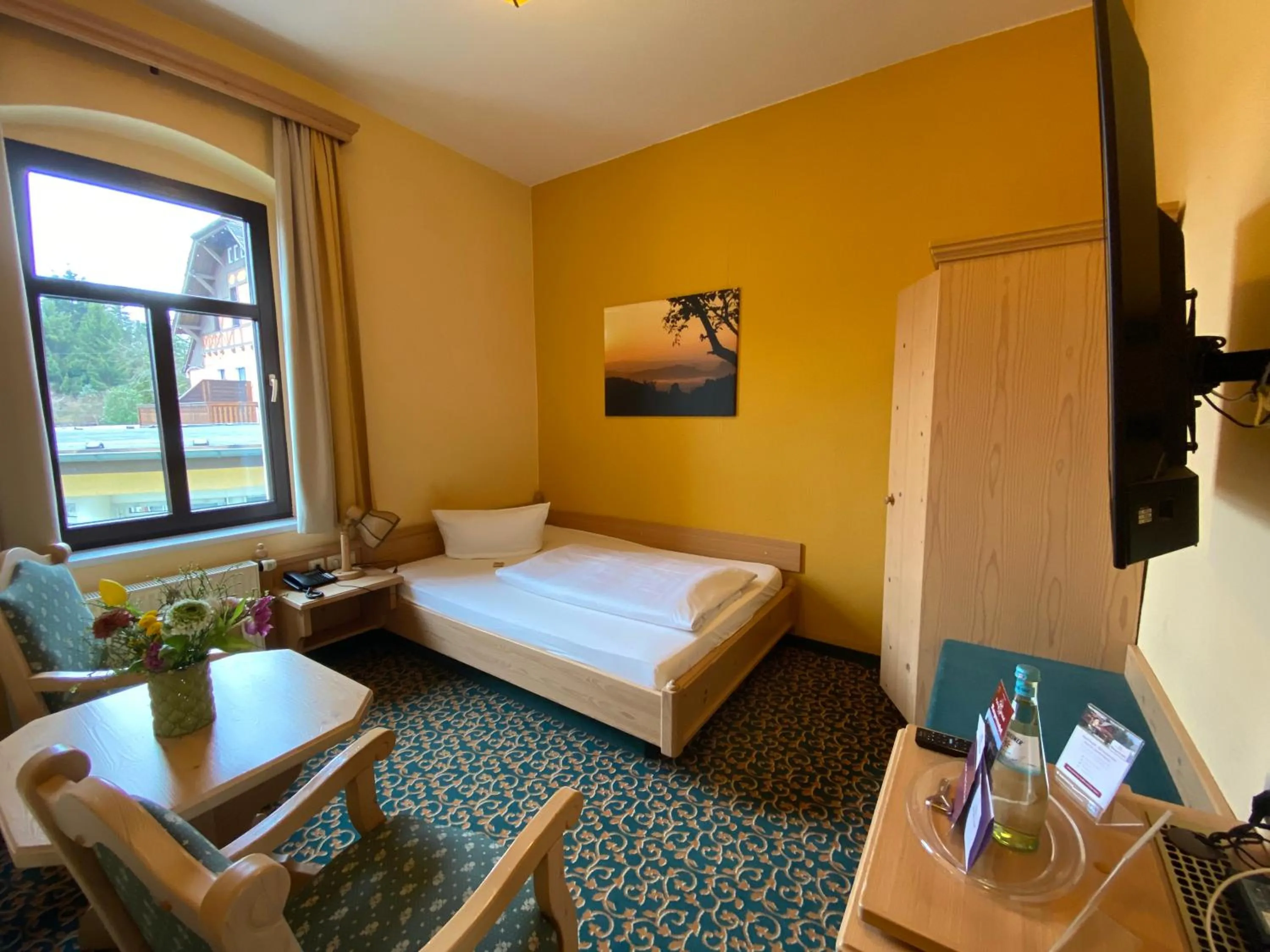 Photo of the whole room, Bed in Parkhotel Margaretenhof