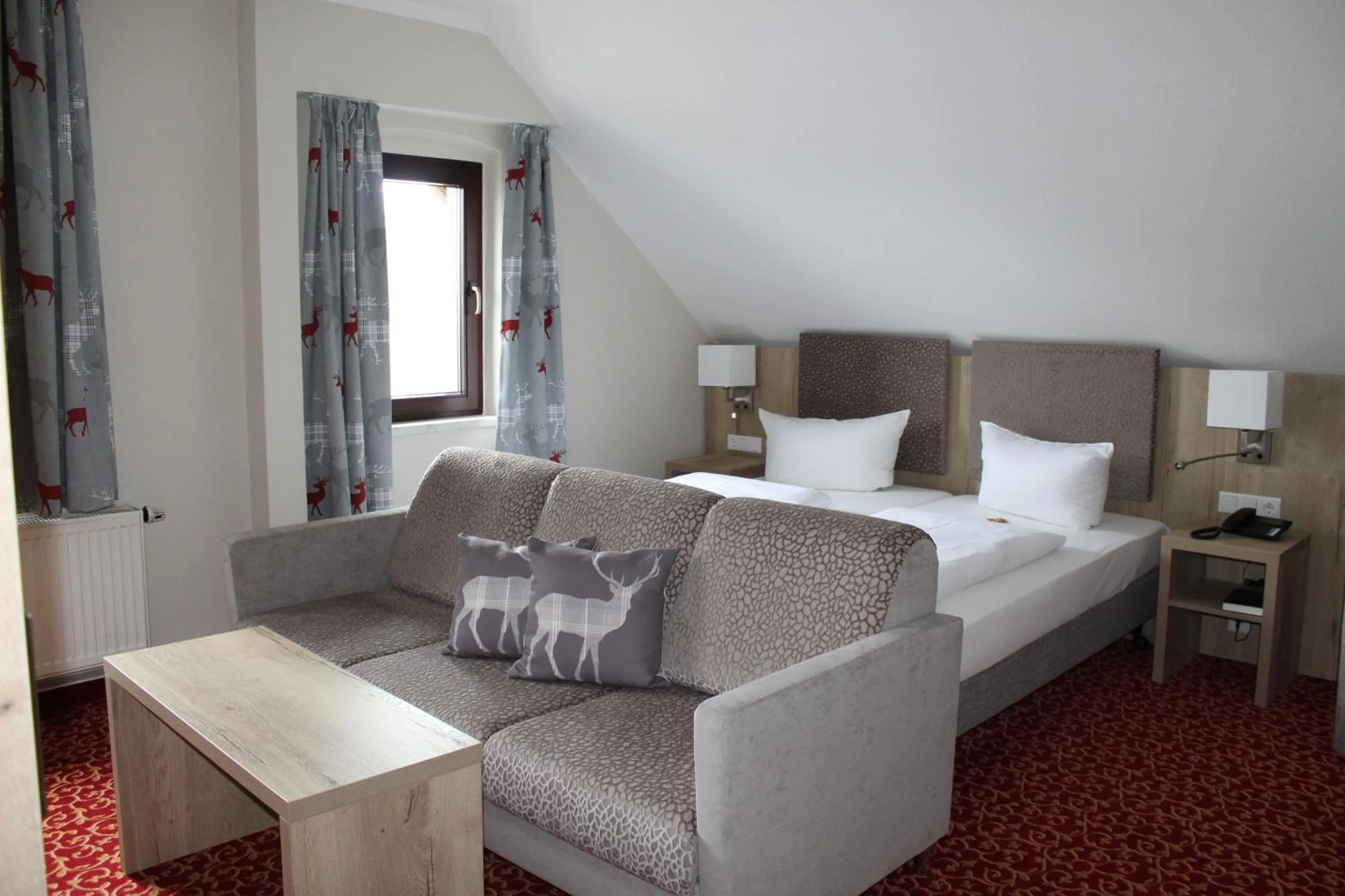 Photo of the whole room, Bed in Parkhotel Margaretenhof