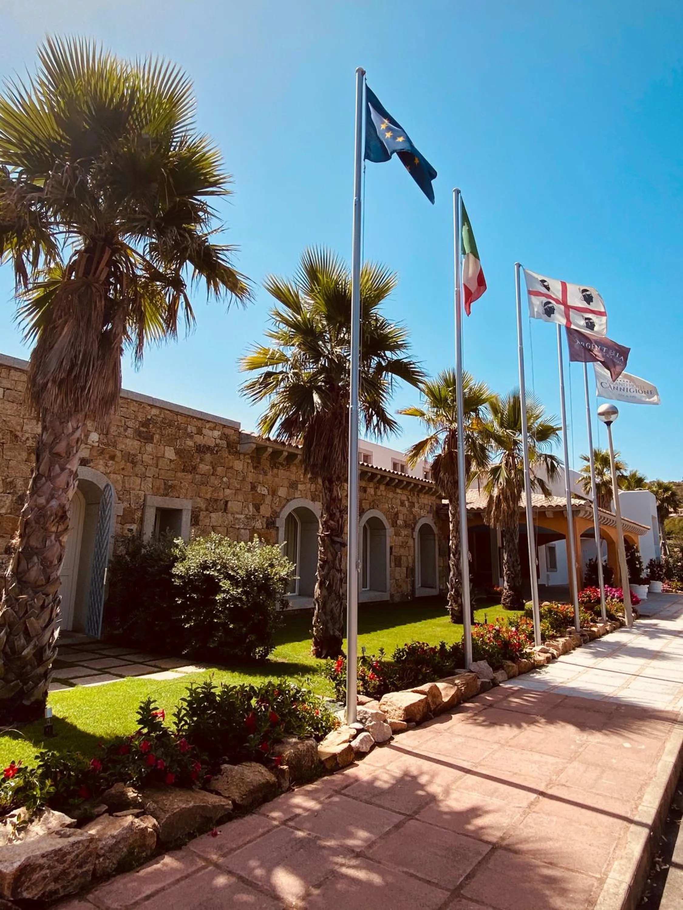 Facade/entrance in Grand Hotel Cannigione