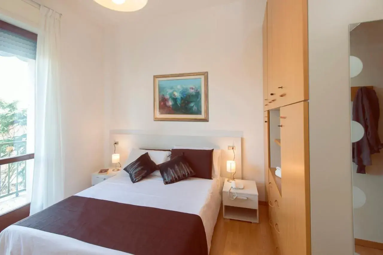 Double or Twin Room - single occupancy in Casa Al Carmine Double or Twin Room - single occupancy in Casa Al Carmine