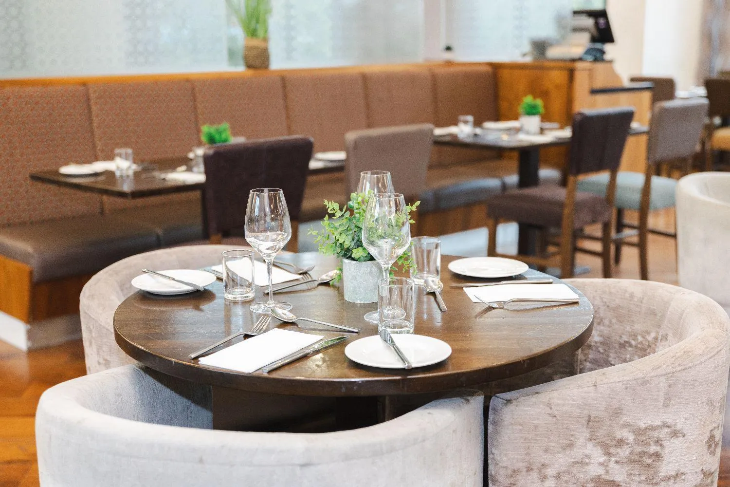 Restaurant/places to eat in Leonardo Hotel Derby