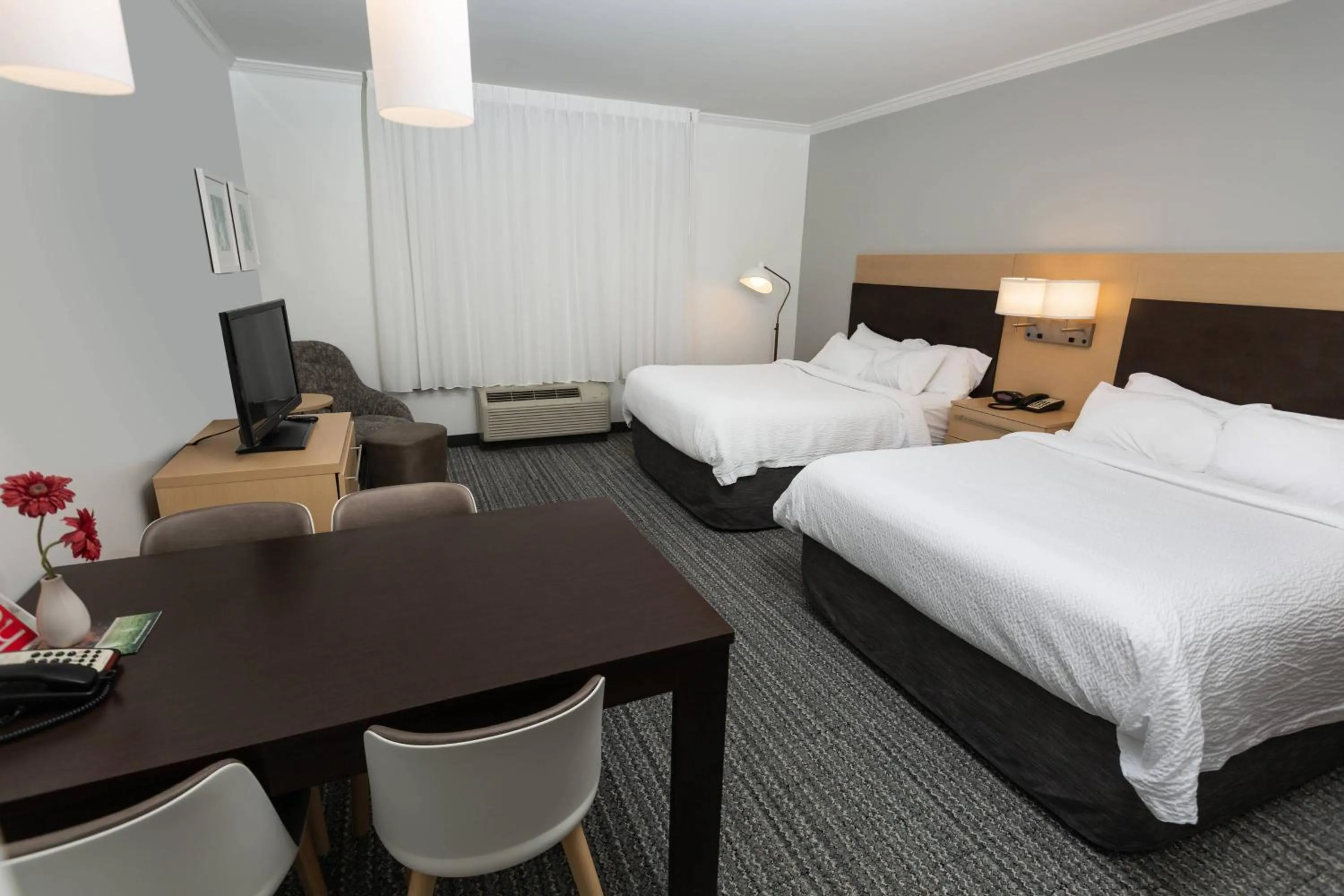 Photo of the whole room, Bed in TownePlace Suites by Marriott Bowling Green