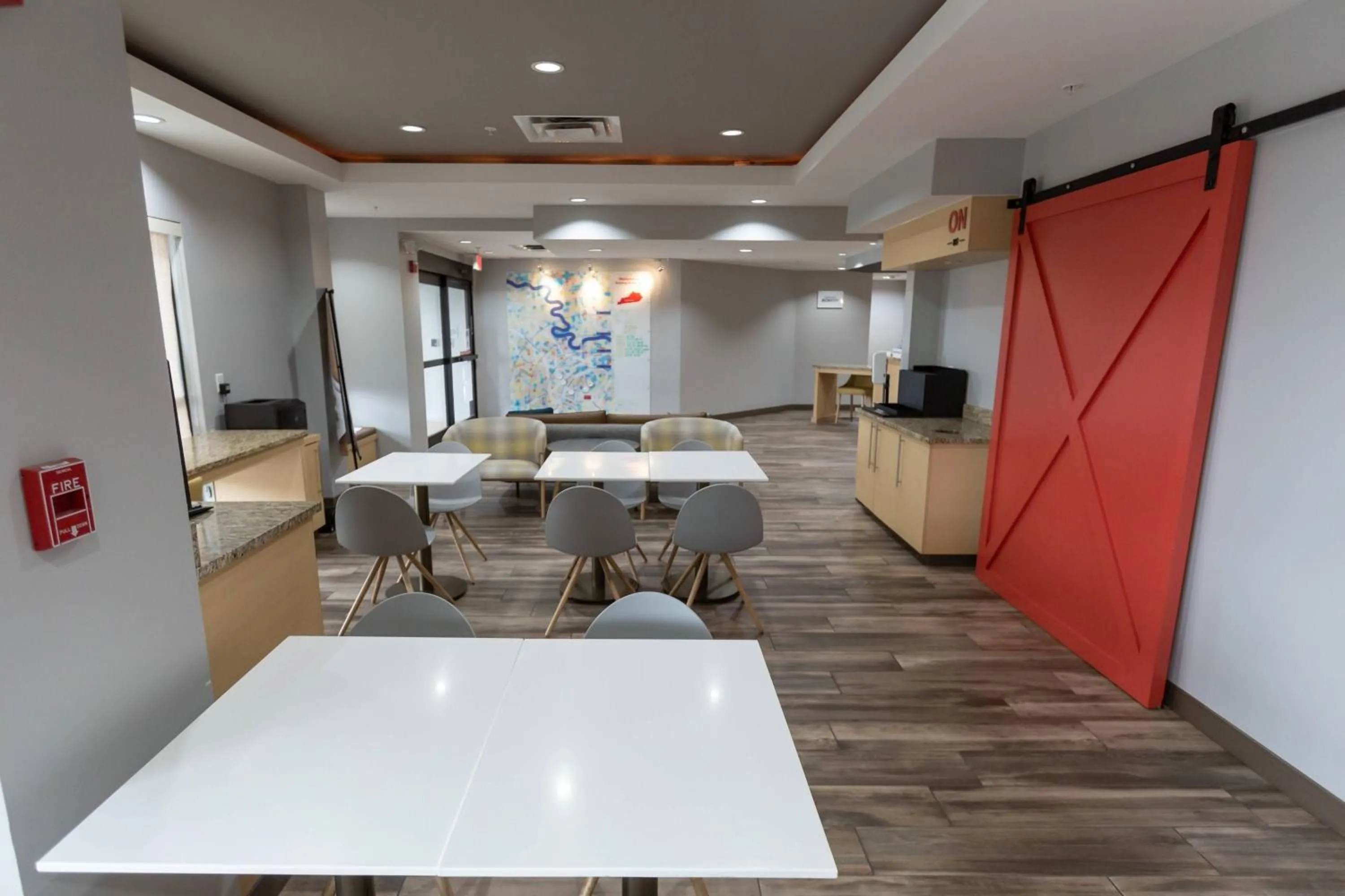 Restaurant/places to eat in TownePlace Suites by Marriott Bowling Green