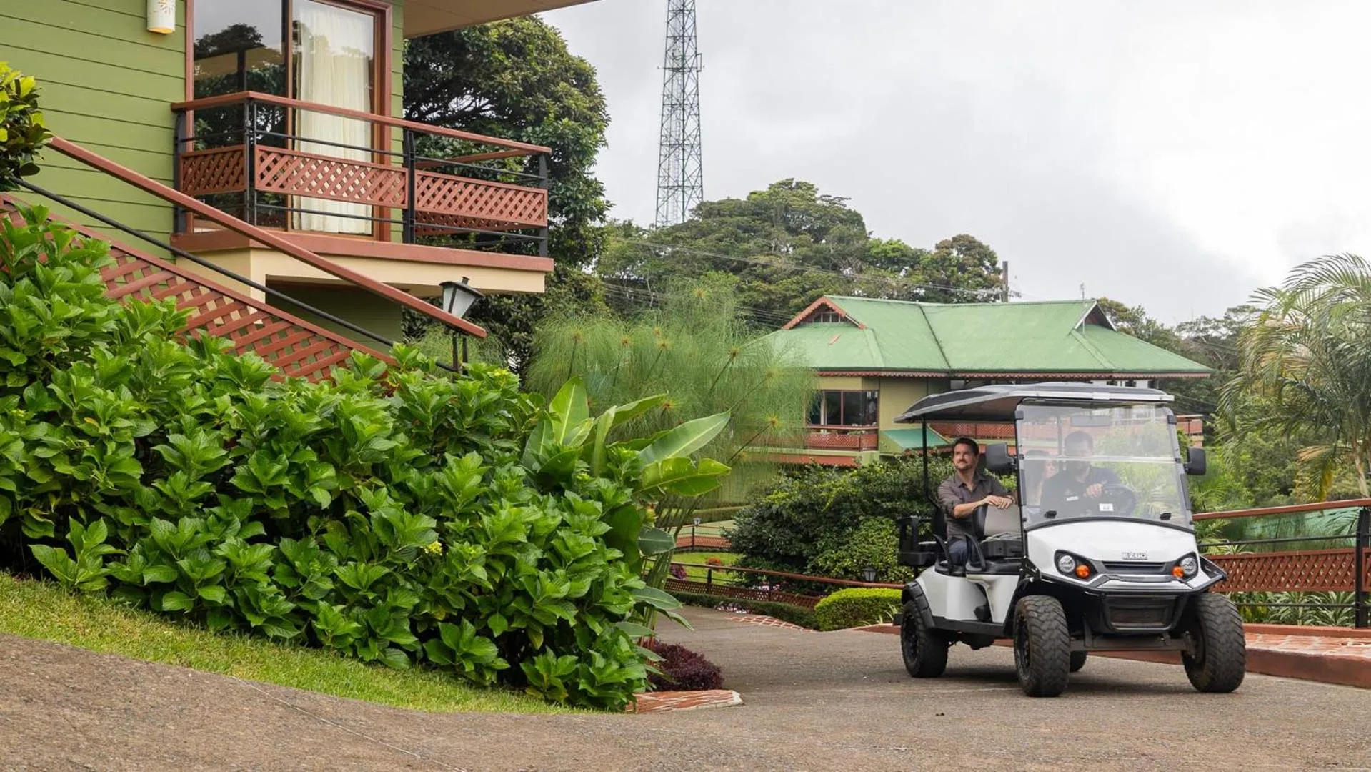 shuttle in Ficus Sunset Suites