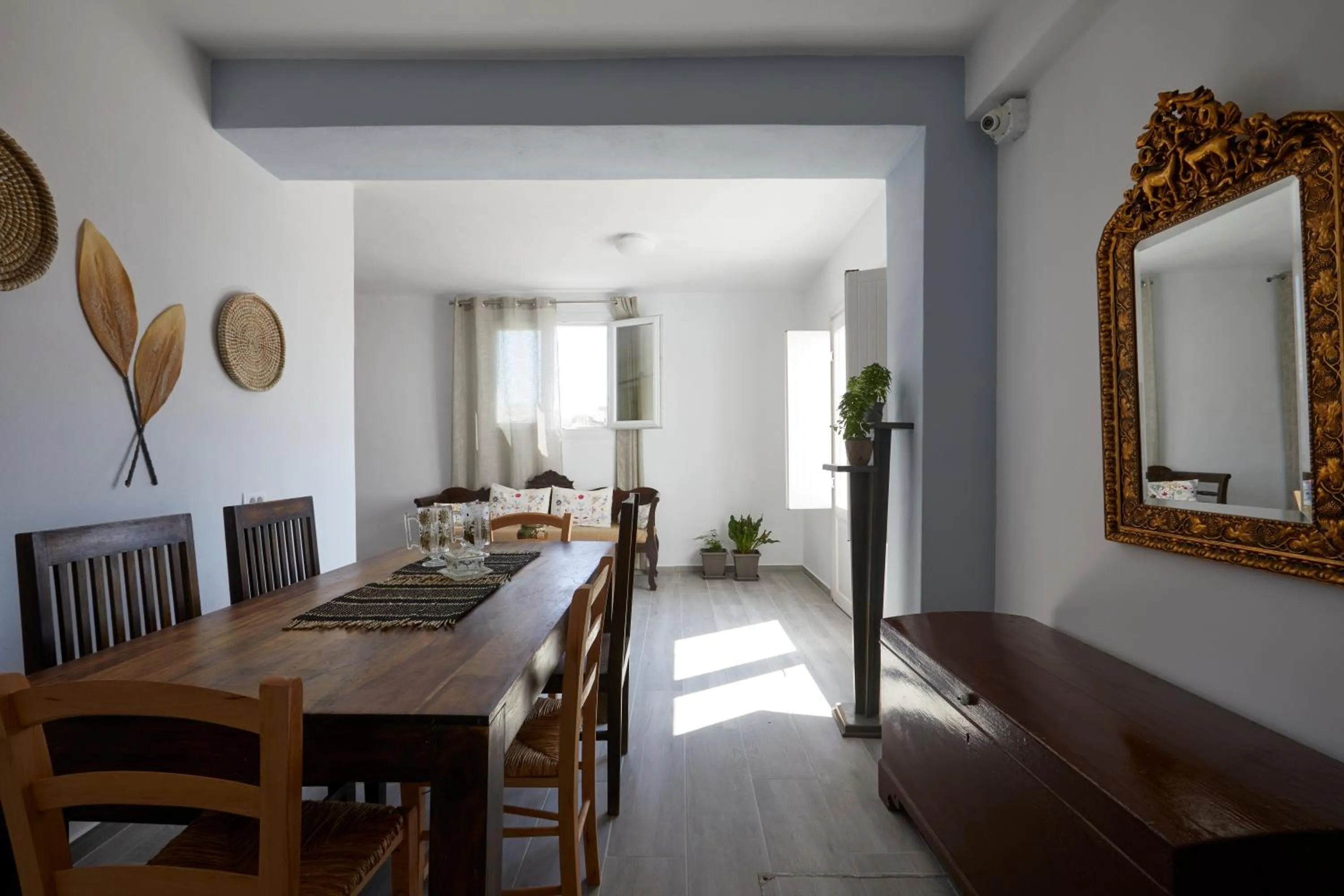 Breakfast in Sunset Faros