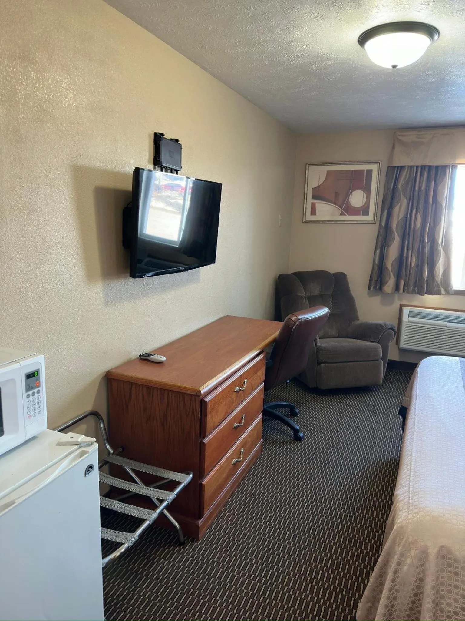 Bedroom, Bed in Eco-Lux Inn Norfolk