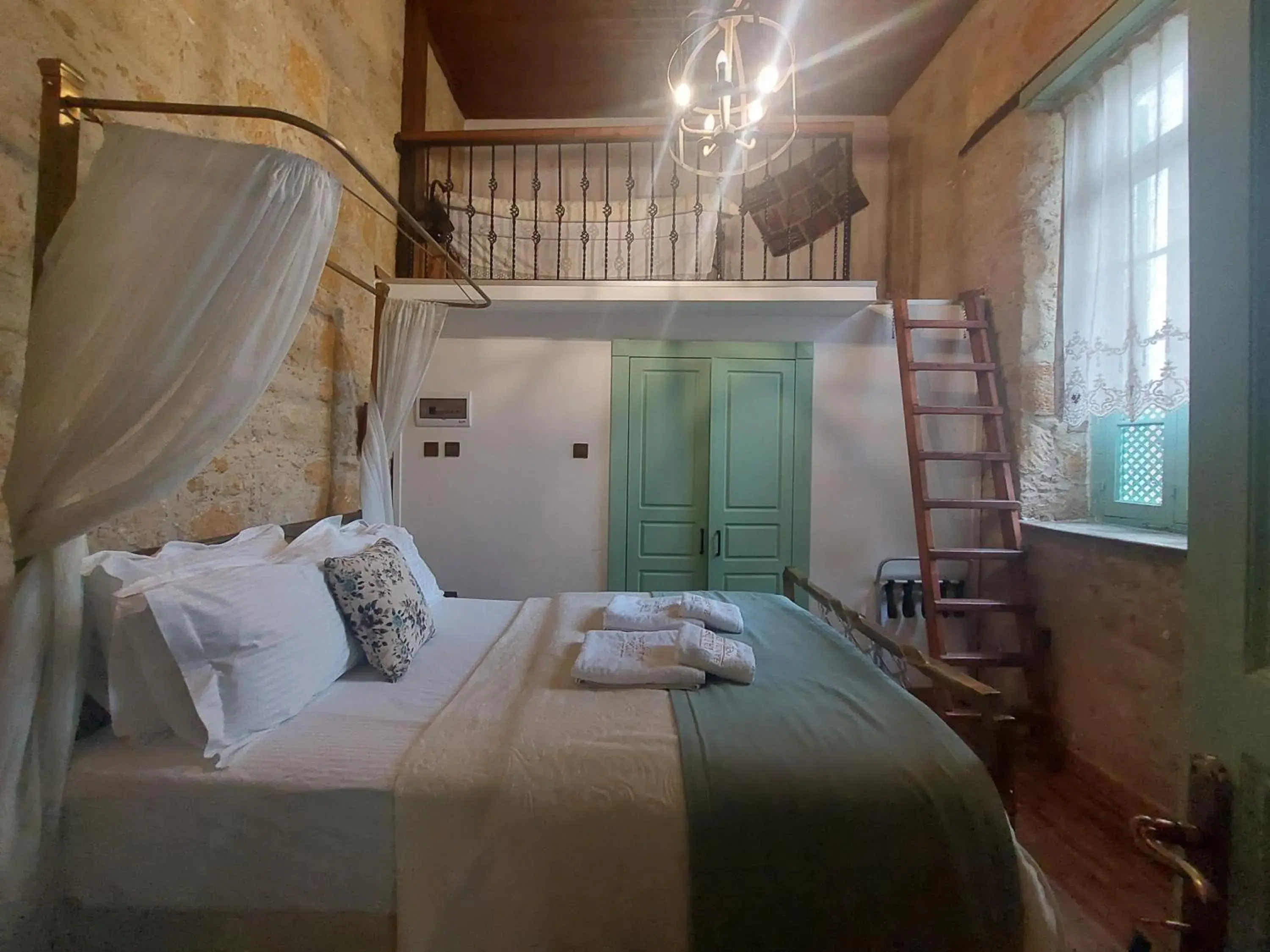 Family Room with Garden View - single occupancy in Hotel Valide Hanim Konak Family Room with Garden View - single occupancy in Hotel Valide Hanim Konak