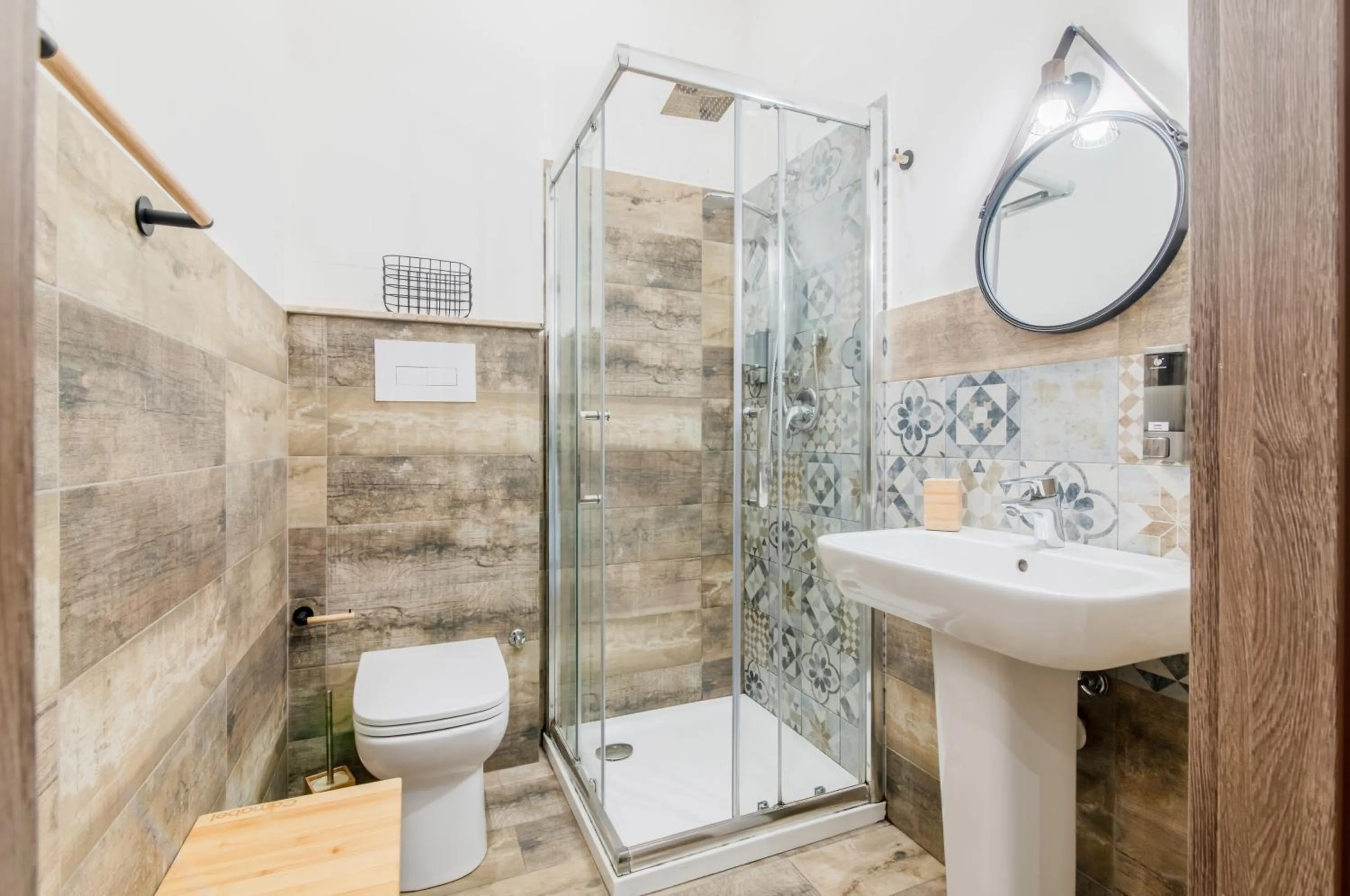 Bathroom in Panurban Rooms by Wonderful Italy