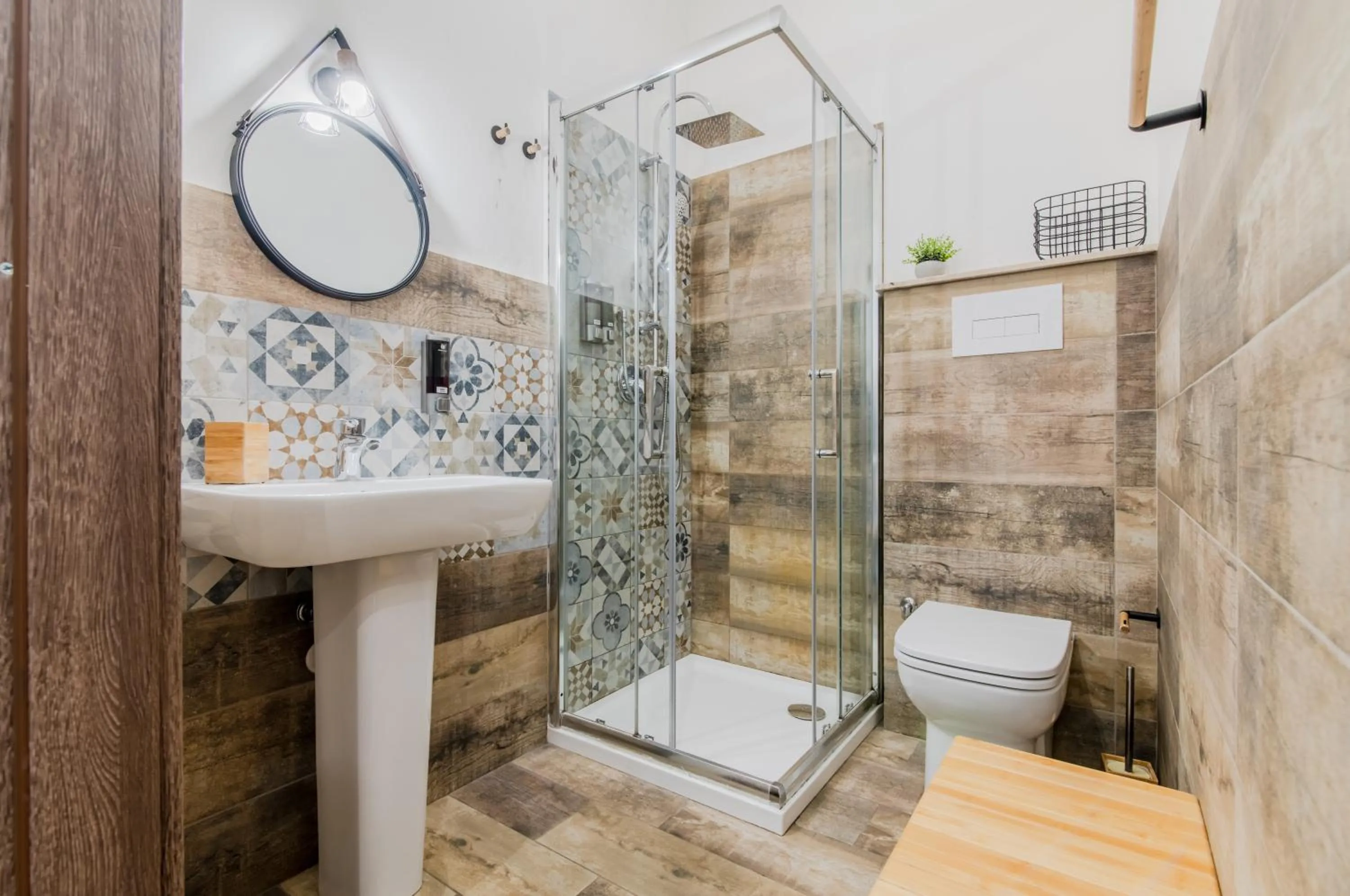 Bathroom in Panurban Rooms by Wonderful Italy