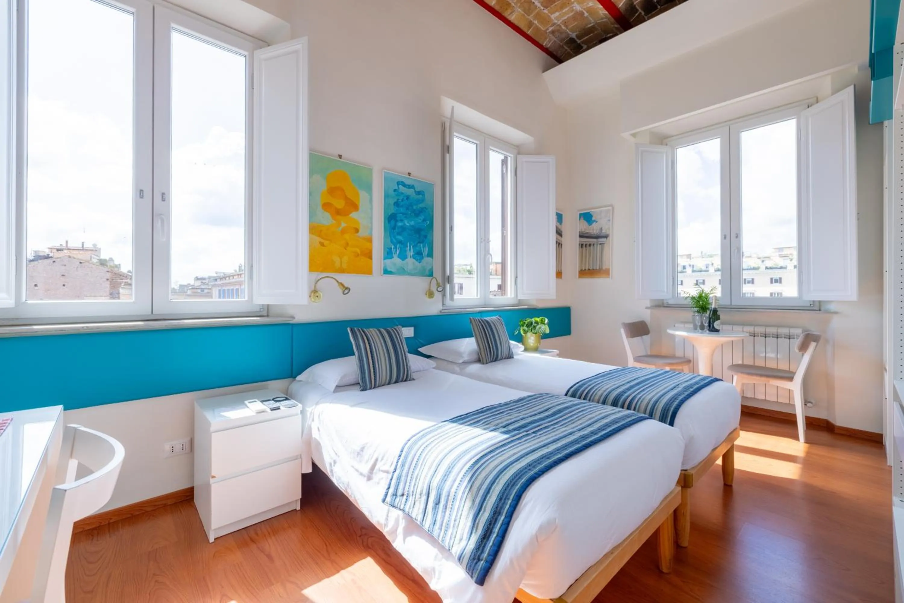 Bedroom, Bed in Temple View FCollection Superior Relais