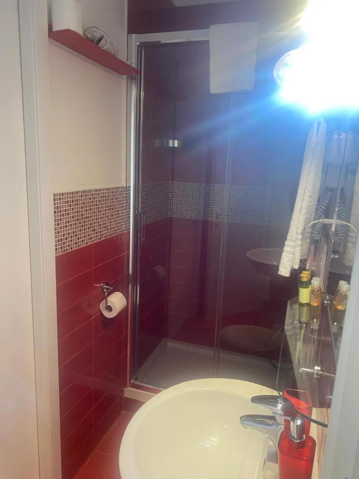 Shower in Temple View FCollection Superior Relais