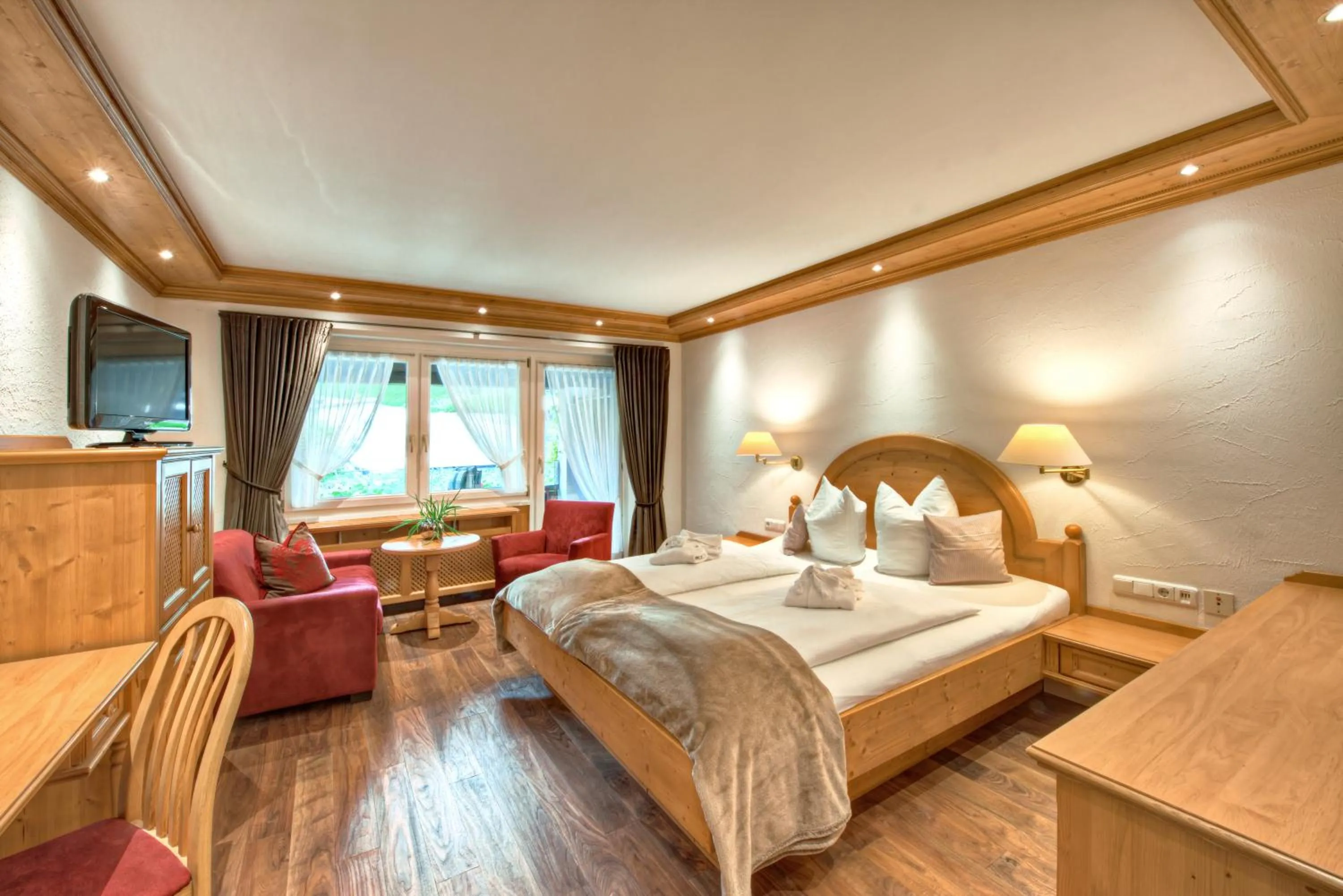 Photo of the whole room, Bed in DIANA Naturpark Hotel - Partnerbetrieb von "Oberstaufen PLUS GOLF"