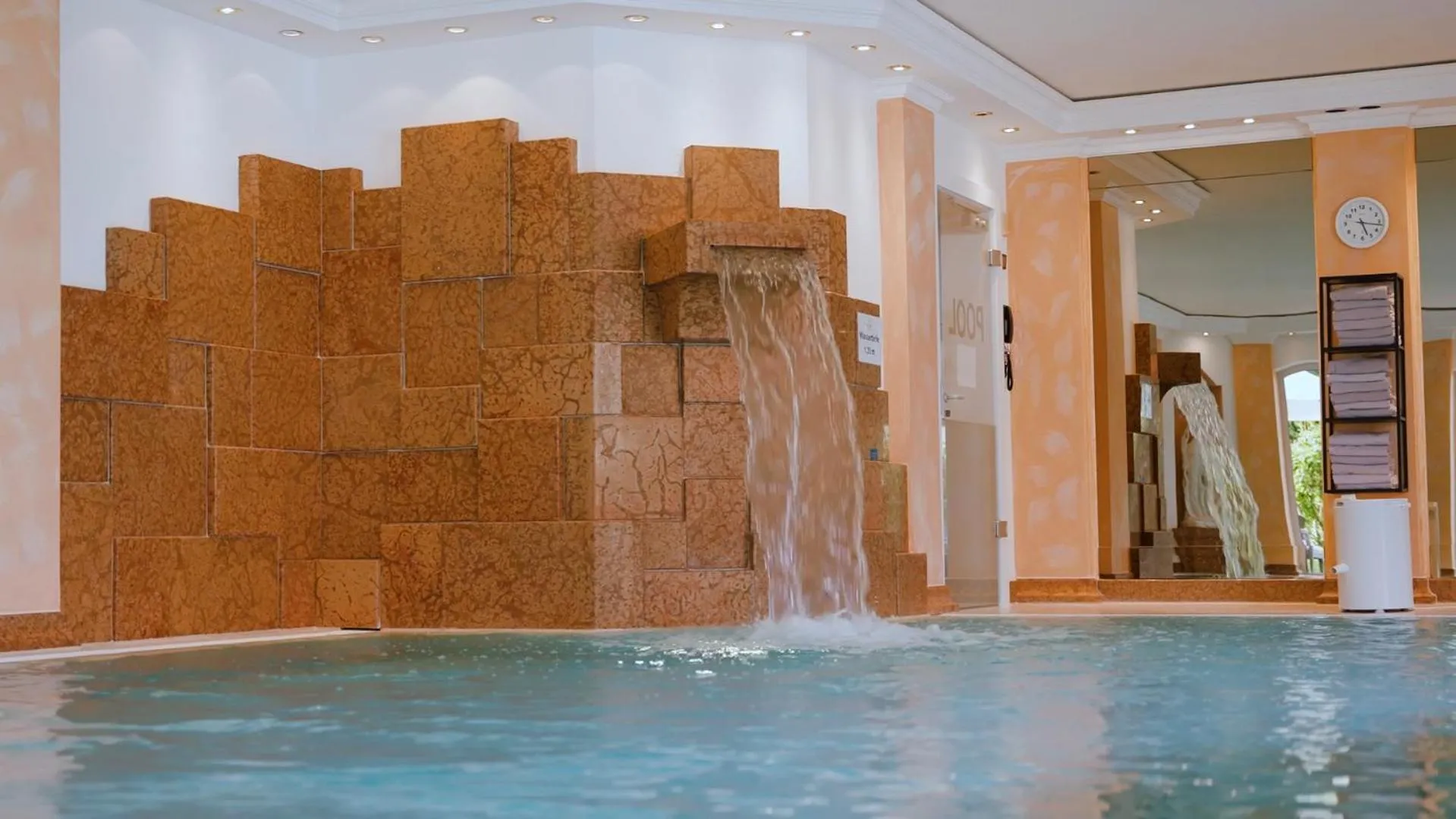 Swimming pool in DIANA Naturpark Hotel - Partnerbetrieb von "Oberstaufen PLUS GOLF"