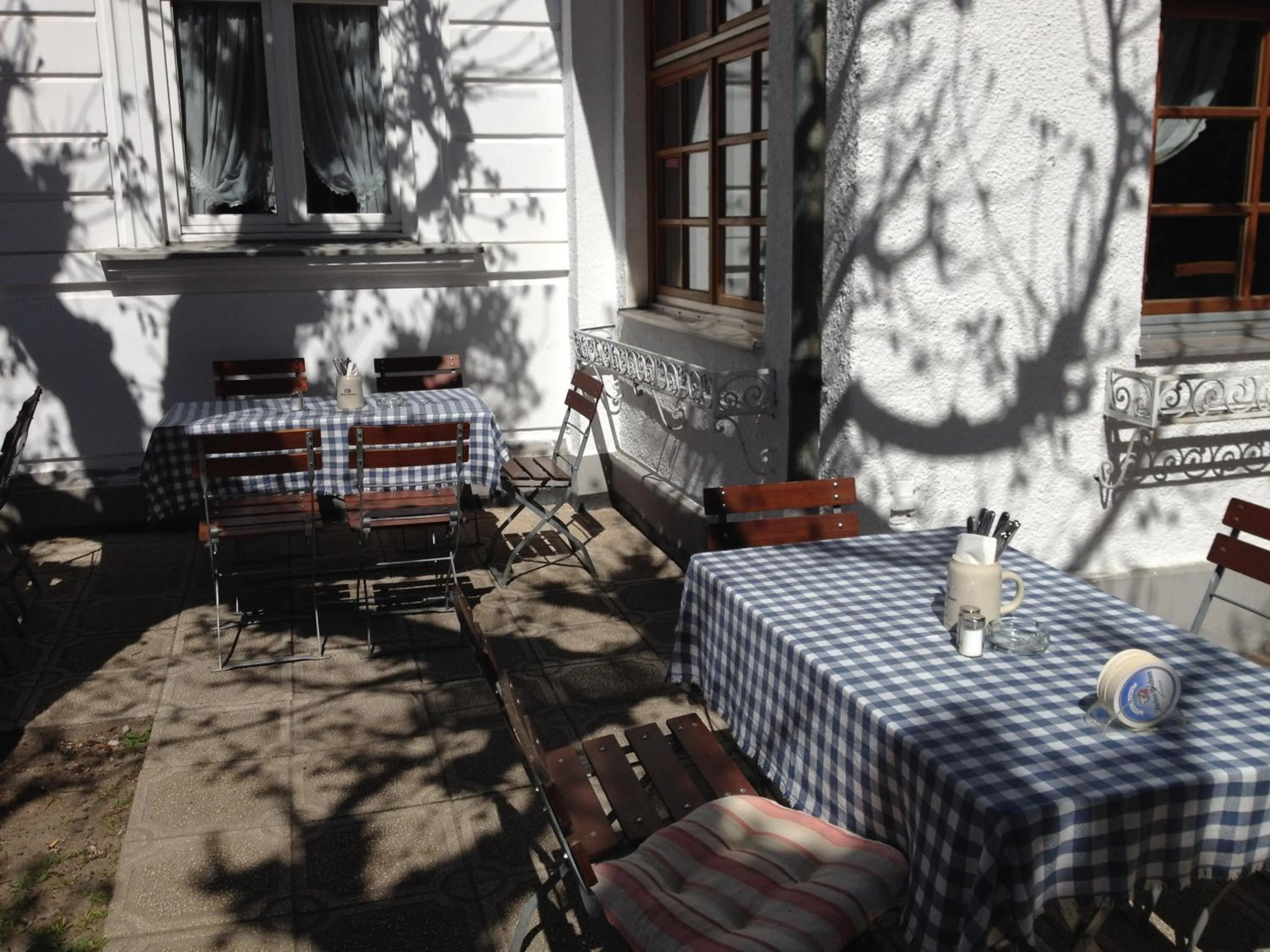 Facade/entrance in Tutzinger Hof