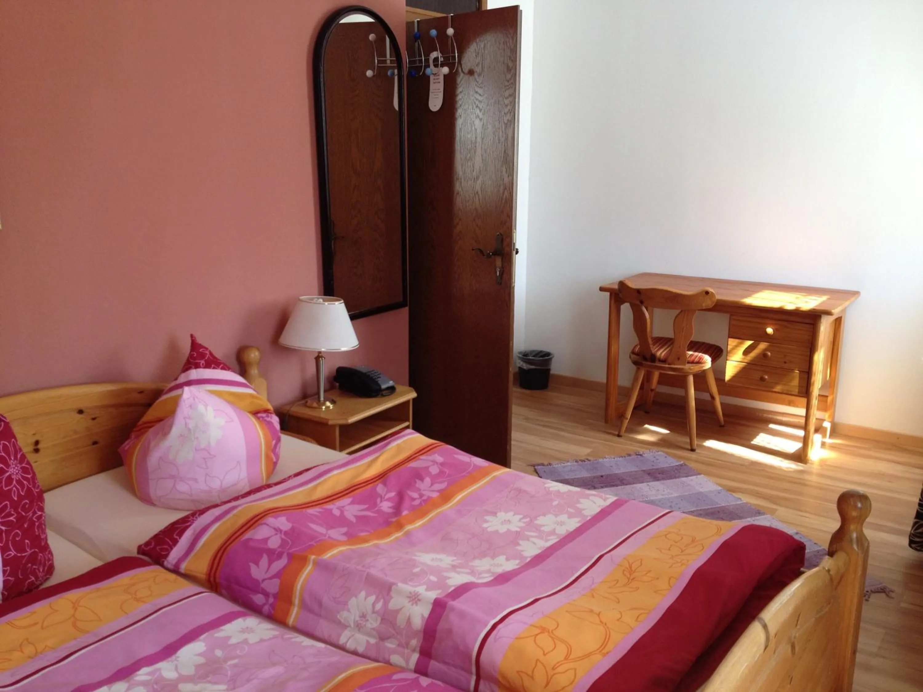 Bed in Tutzinger Hof