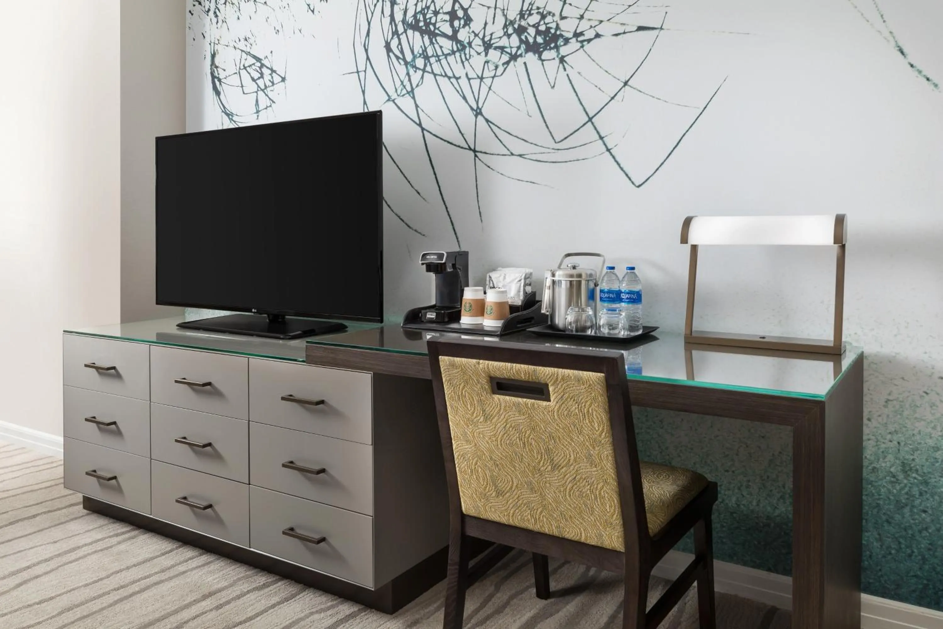 Photo of the whole room in The Westin New Orleans