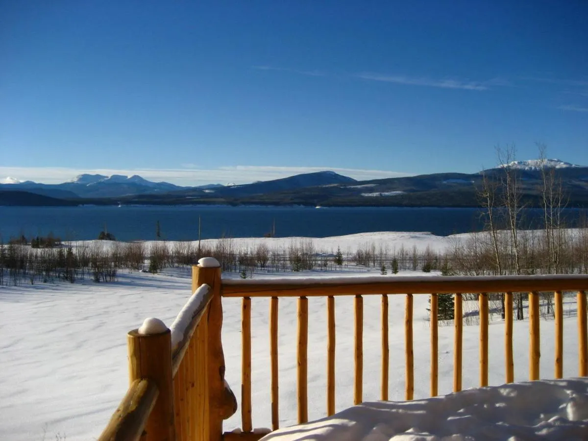 Natural landscape in Williston Lake Resort