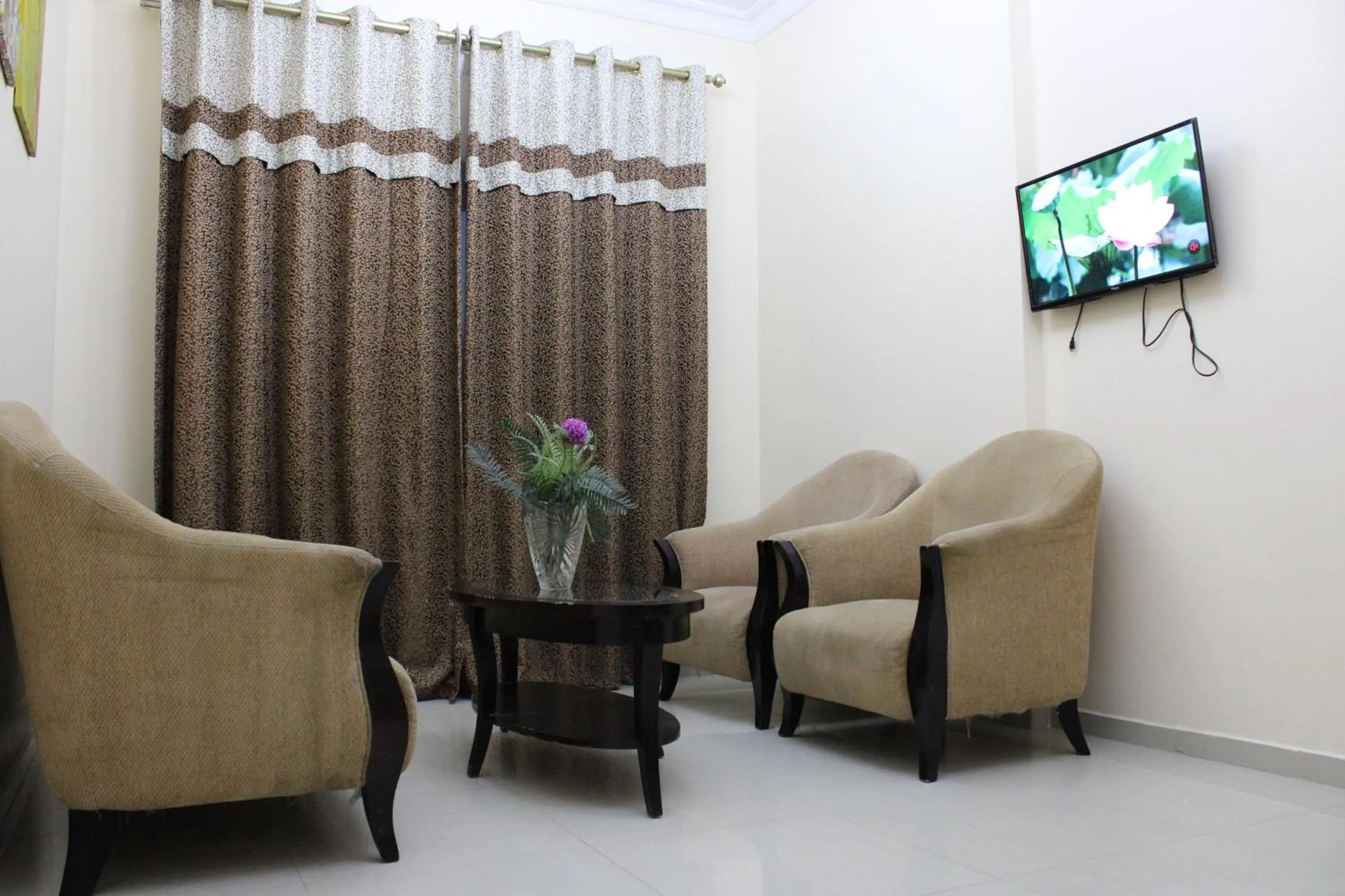 Living room in Al Smou Hotel Apartments - MAHA HOSPITALITY GROUP