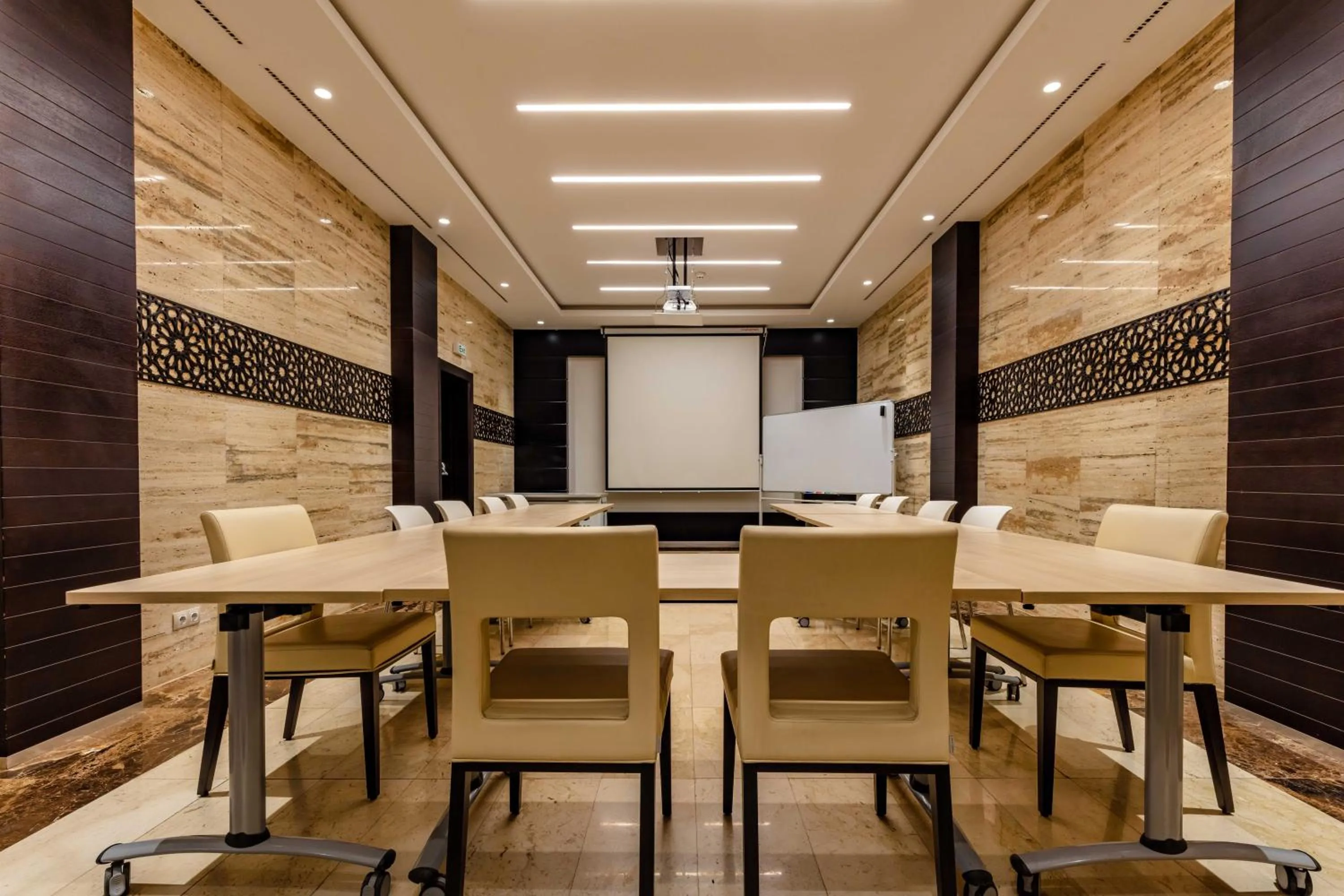 Meeting/conference room in Hotel Best Night 2